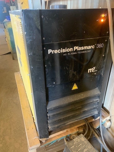 9' x 20' Esab Combirex DX-3500 CNC Plasma, 2012 - Hi-Def Precision Plasmarc 360 Amp Power Source