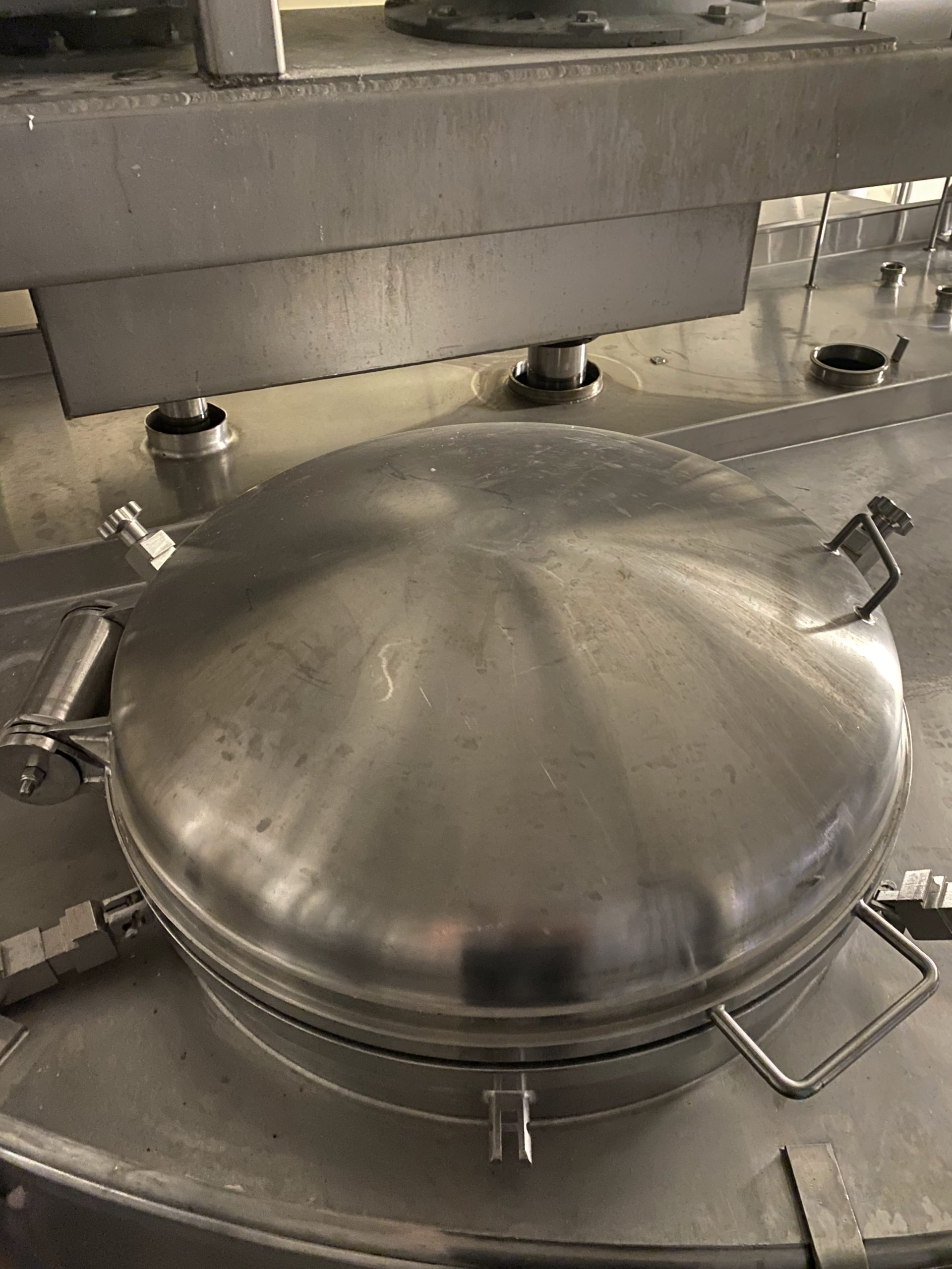 6,000 GALLON DCI MIXER KETTLE - Image 12
