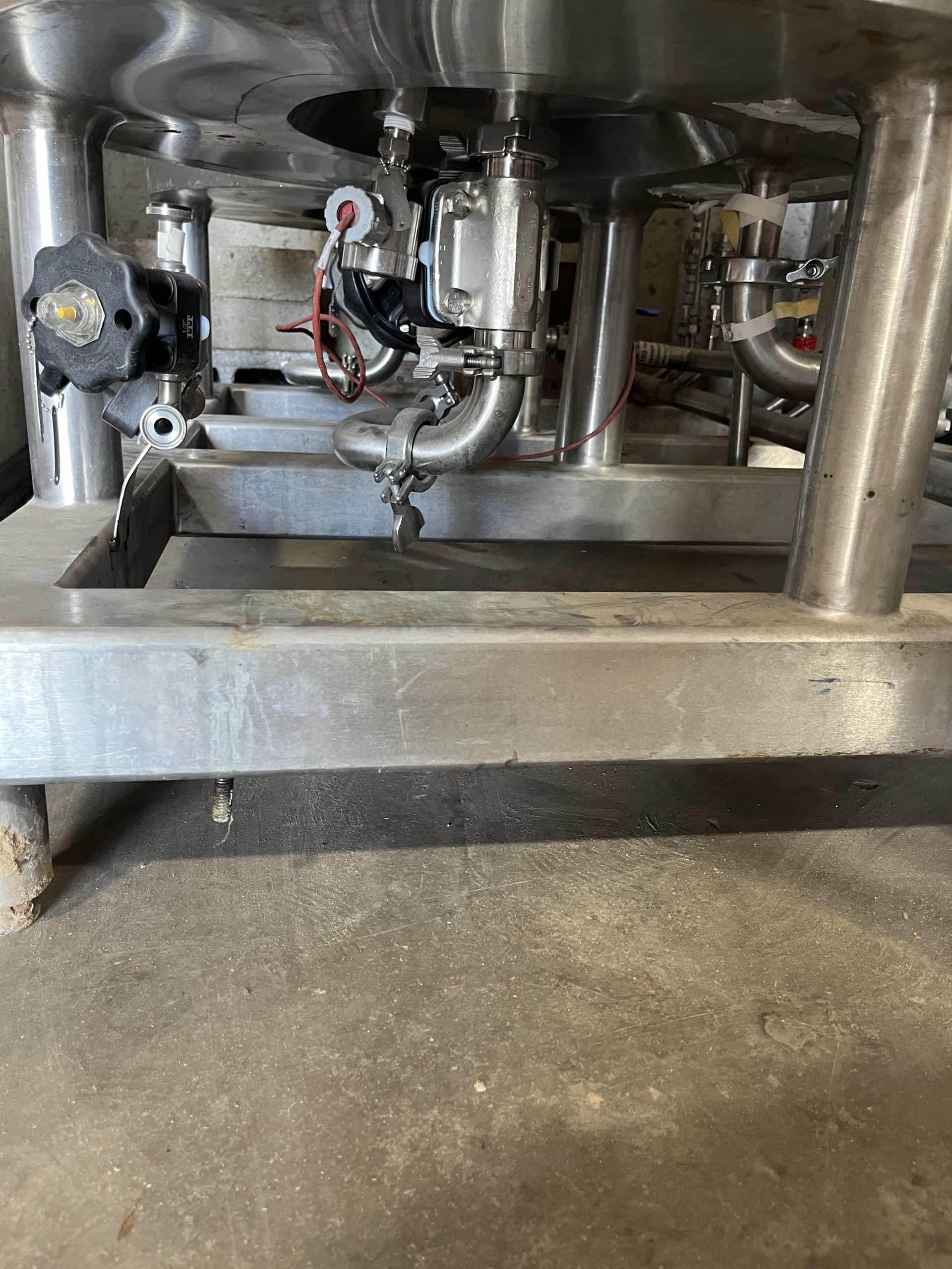 (x2) 100 Gallon Vertical Stainless Steel Tanks, Fermentation Skid, Jacketed, Agitated, 1997- Allen Bradley Control - Image 3