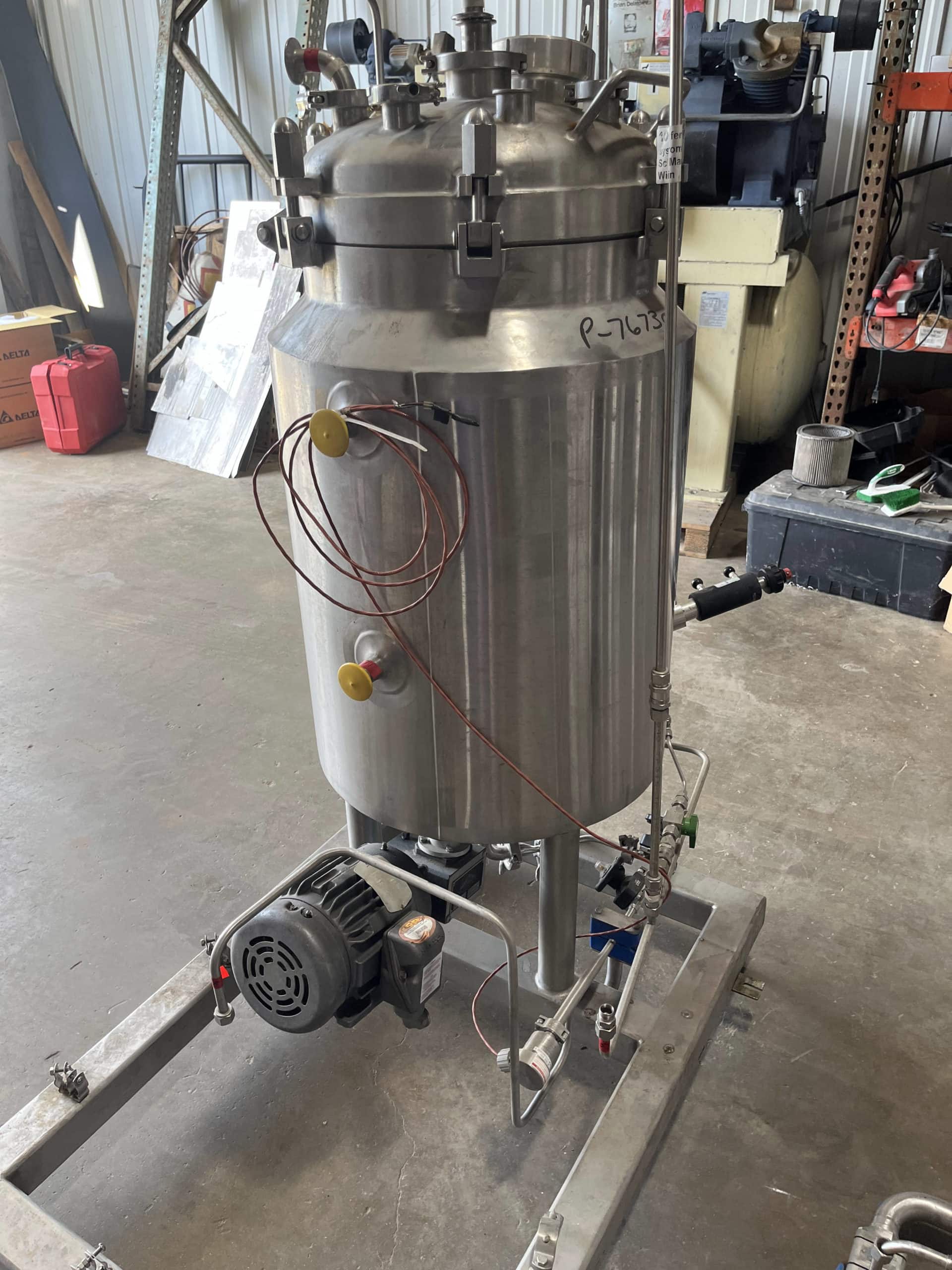 35 Gallon Jacketed Stainless Steel Vertical Tank w/ Agitation, 1997 - Image 4
