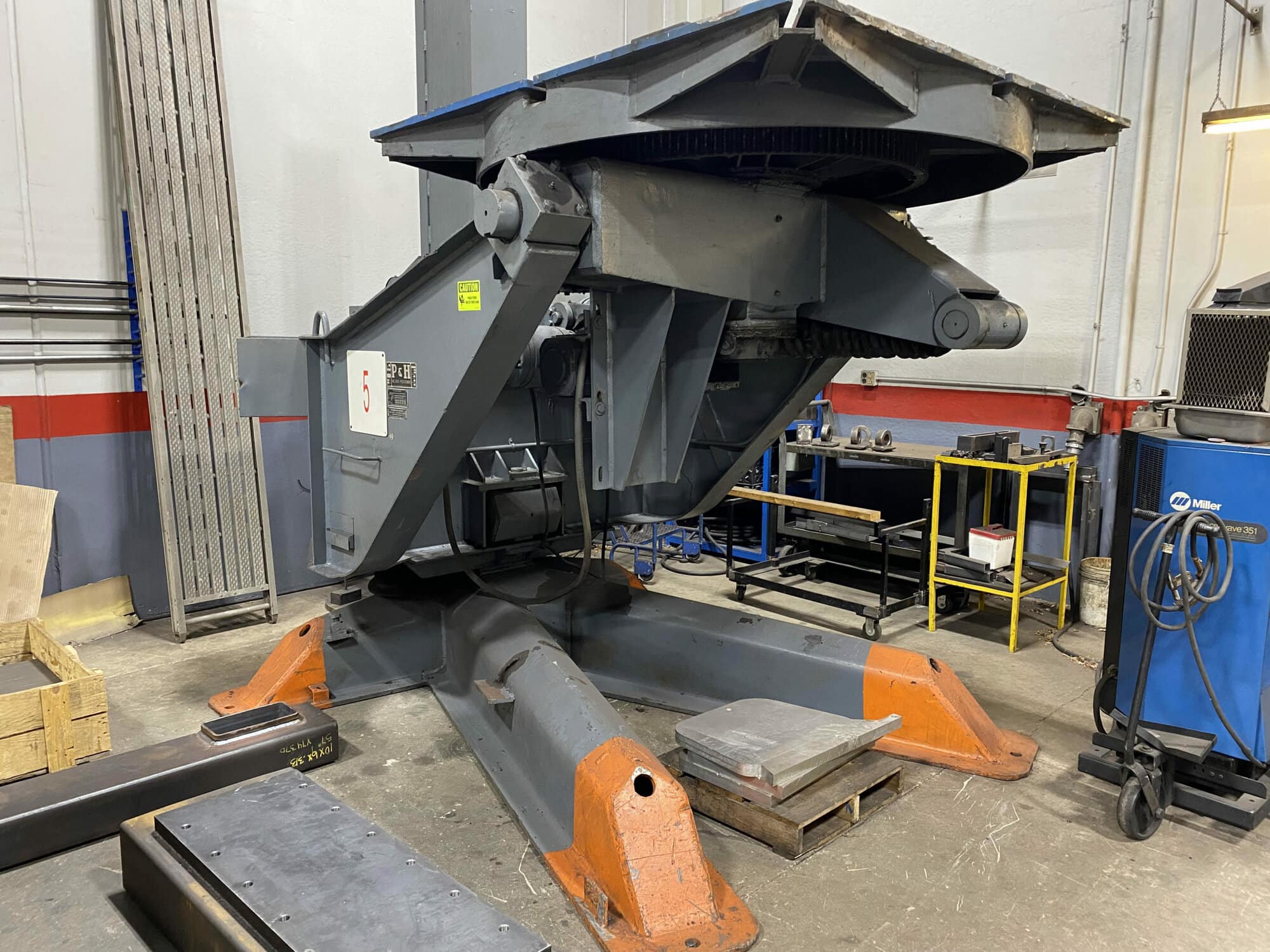 24,000 Lb Capacity P & H WP - 24 Weld Positioner - Image 2