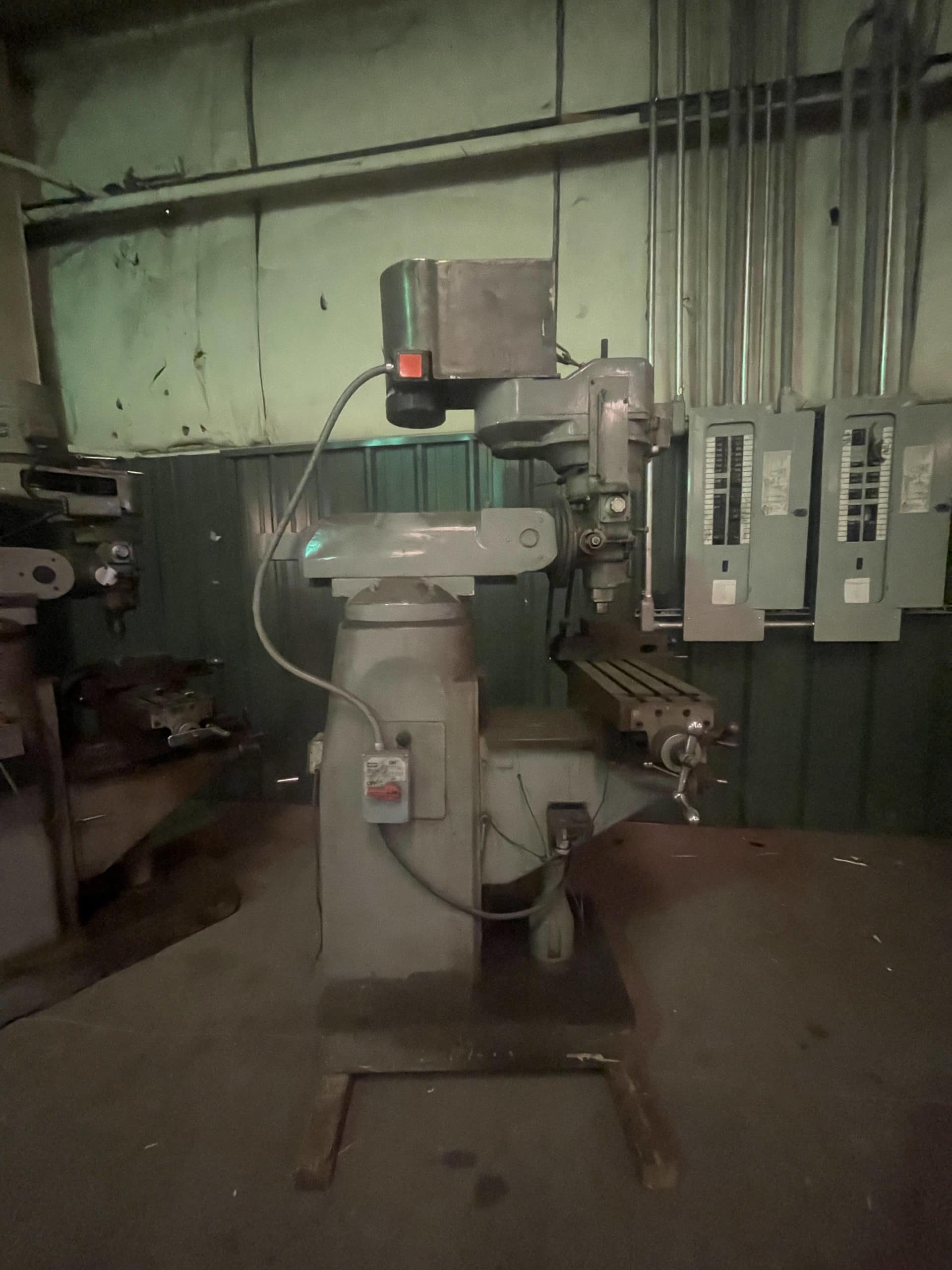 MSC 9" x 49" Knee Mill - Image 2