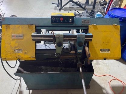 9.5" x 17" Fortune Horizontal Bandsaw - Conveyor