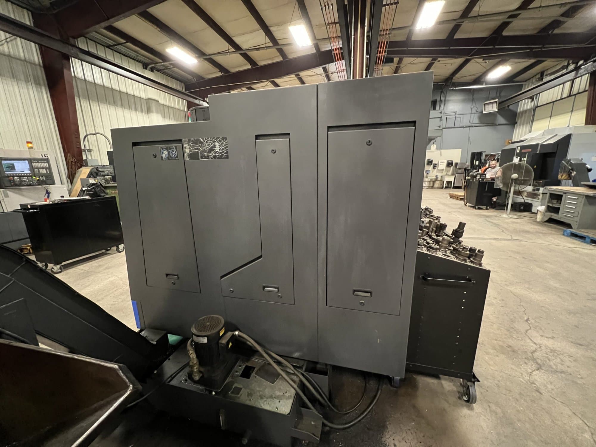 Hwacheon Hi Tech 450B CNC Lathe, 2013- Fanuc Control, Chip Conveyor - Image 9