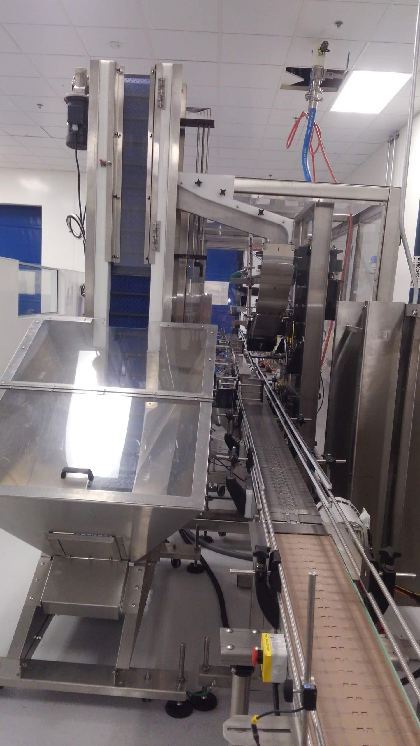 Oden ANW1-25-ID Liquid Packaging Line, 2019 - W/ Filler, Capper, and Labeler- *LATE MODEL, 5 HOURS RUNTIME* - Image 12