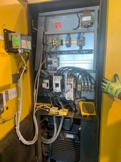 75 HP Kaeser CSD75 Compressor, 2008 - Needs Work - Image 4