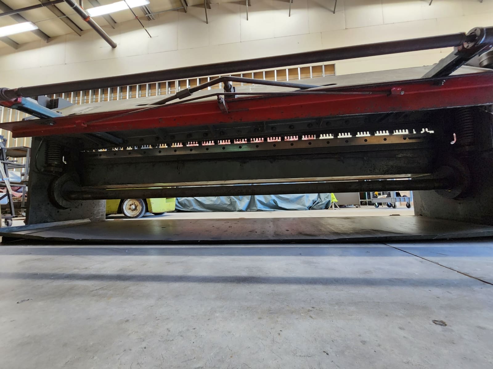 10 Gauge x 10' Niagara Model IR10-10Ga One Series Power Shear - Image 8