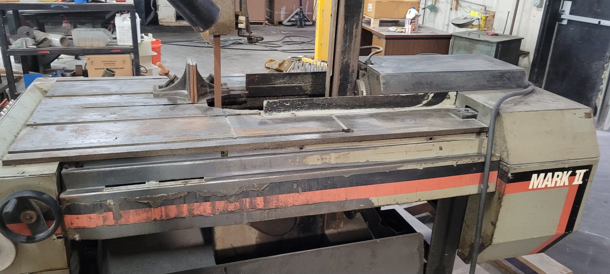 Marvel 8-Mark-II Vertical Tilt Frame Band Saw 18"x22" - Image 2