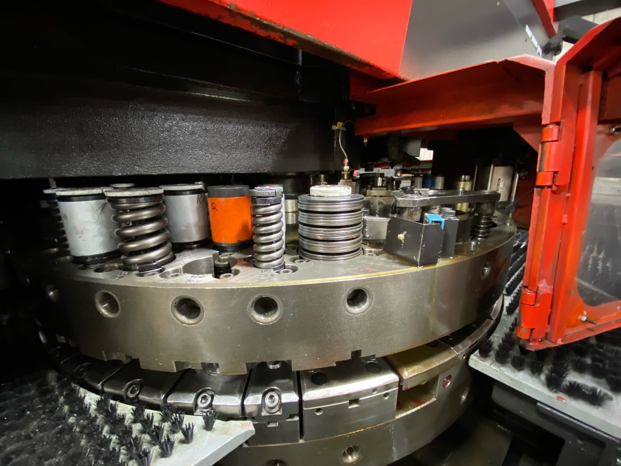 33 Ton Amada Vipros 358 King CNC Turret Punch, 1997 - Image 6