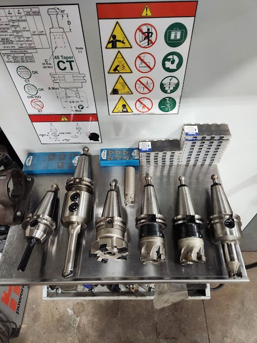 Haas VF-4, 2020 - WIPS, Chip Auger, Coolant Thru Spindle, Low Hours - Image 5