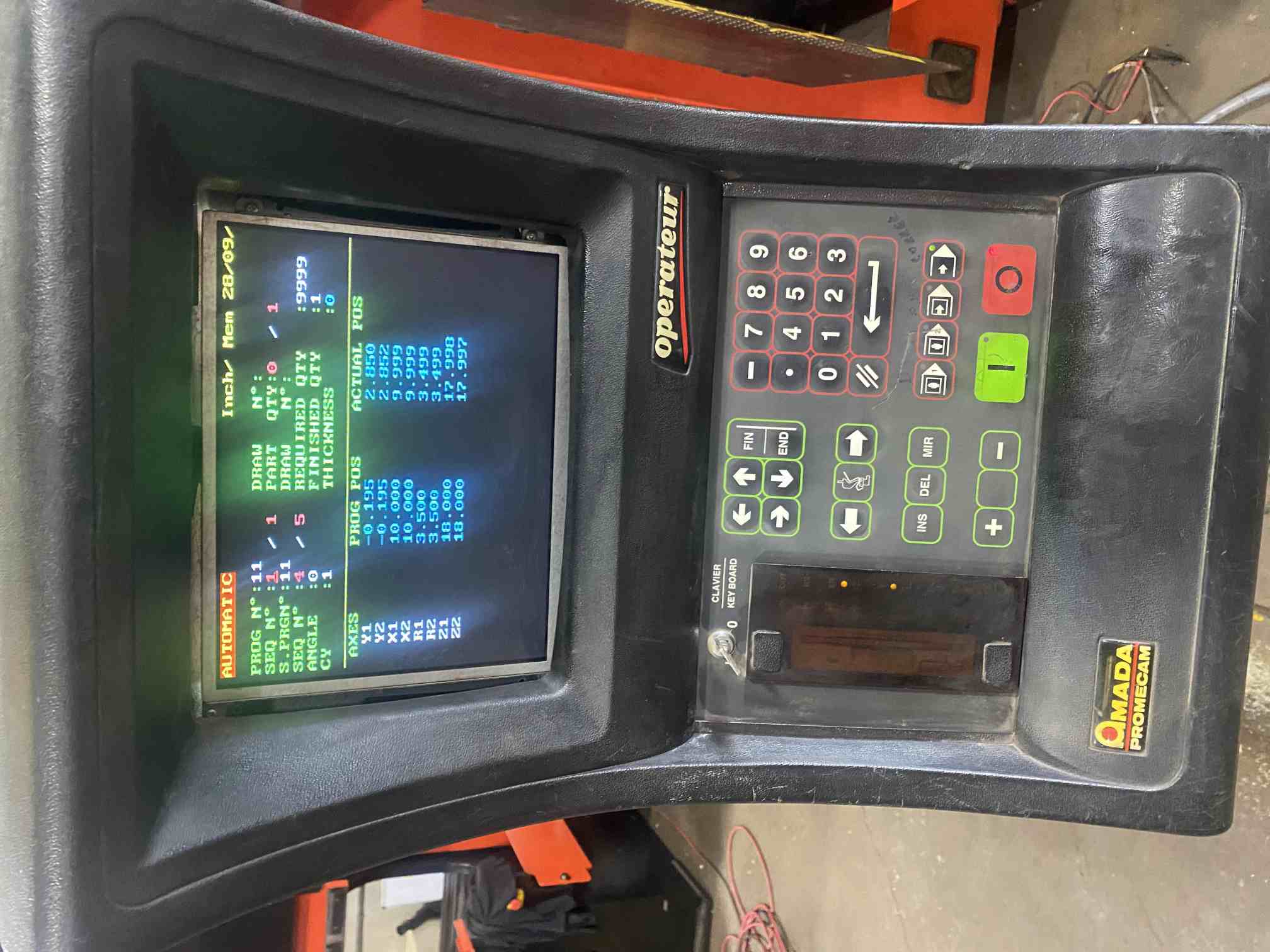 138 Ton x 10' Amada HFBO 125-30 CNC Press Brake