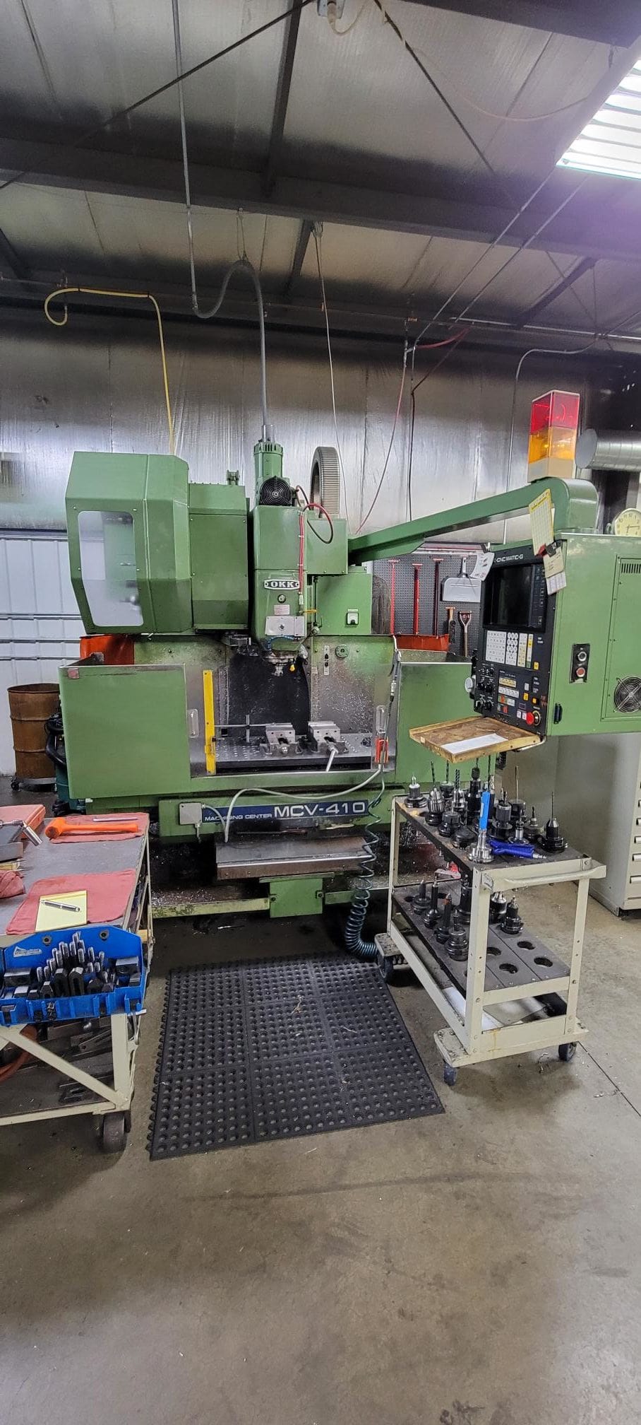 OKK MCV-410 VMC, 1989 - Tooling Available - 50 Taper