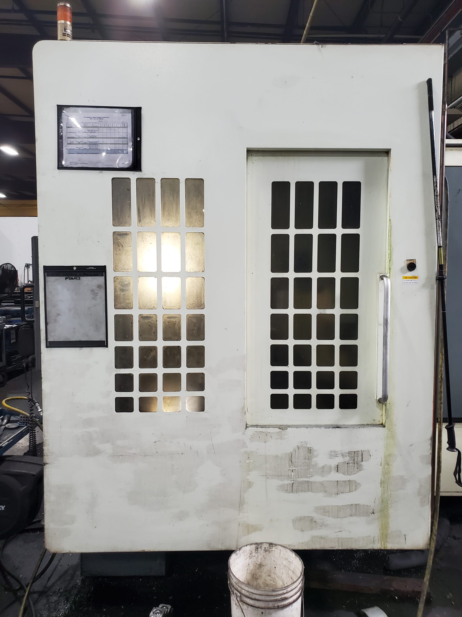 Kitamura Mycenter 4XiF VMC, 2007 - Renishaw Probe, Fanuc 16i-MB, Glass Scales - Image 3