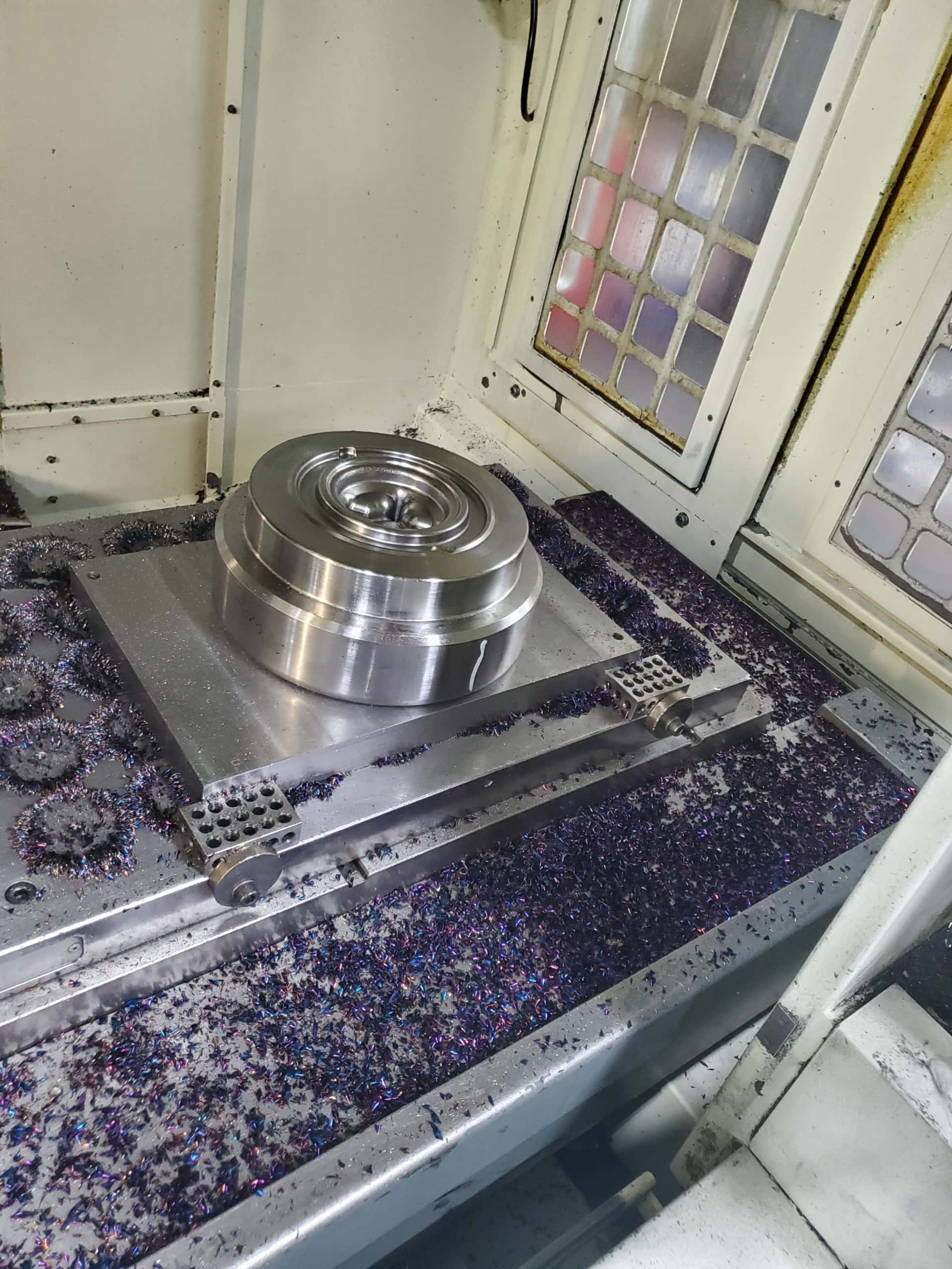 Kitamura Mycenter 4XiF VMC, 2007 - Renishaw Probe, Fanuc 16i-MB, Glass Scales - Image 9