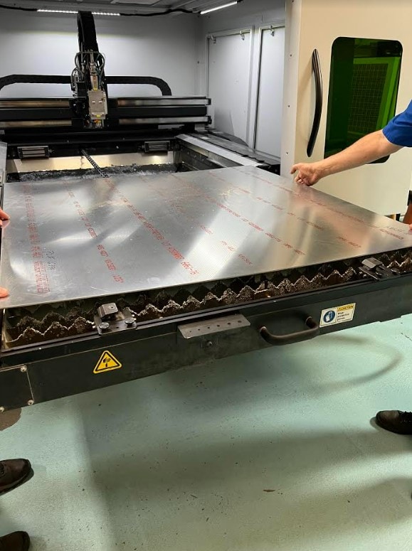4,000 Watt IPG YLR LaserCube Fiber Laser, 2018 - 4' x 4' Table - Image 3