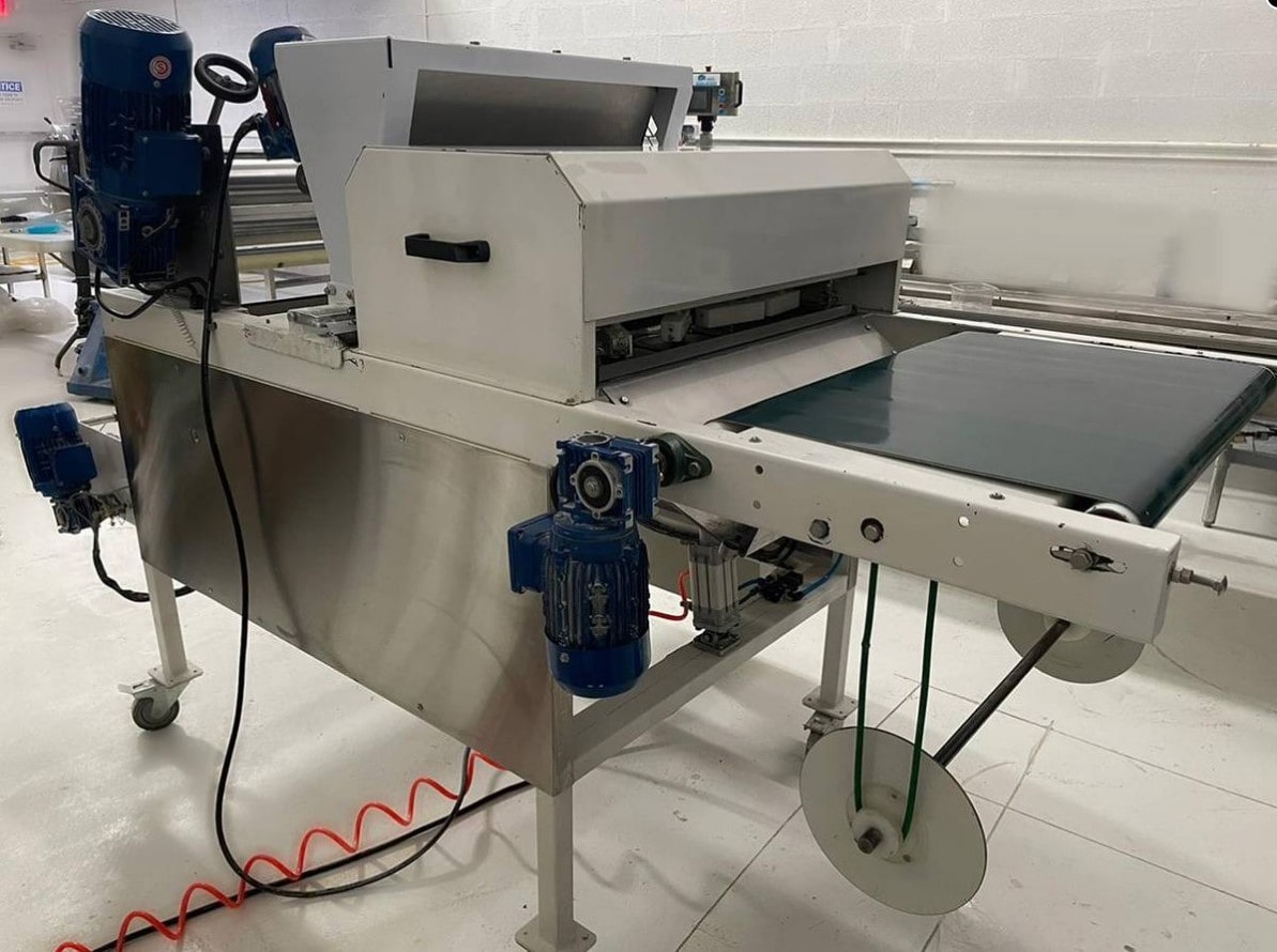 Afemac SC-100 Empanada Dough Cutter, 2019 - With Automatic Flour Mill - Image 3