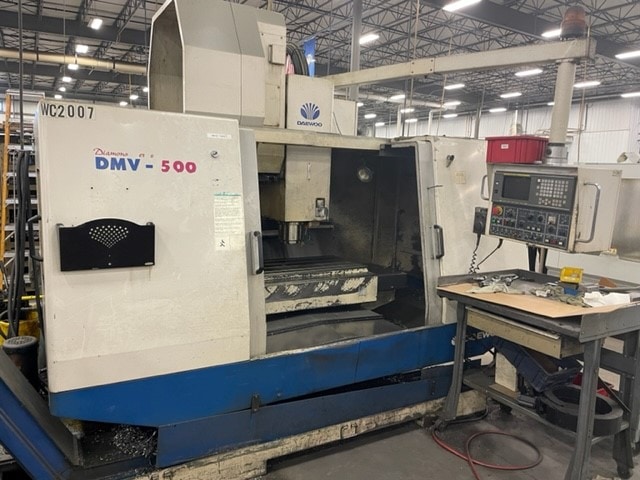 Daewoo DMV-500 VMC, 2000 - TSC, Fanuc Control, Chip Conveyor - Image 3