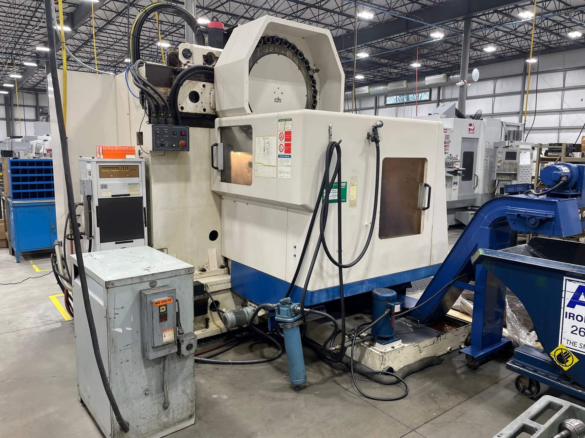 Daewoo DMV-500 VMC, 2000 - TSC, Fanuc Control, Chip Conveyor - Image 7