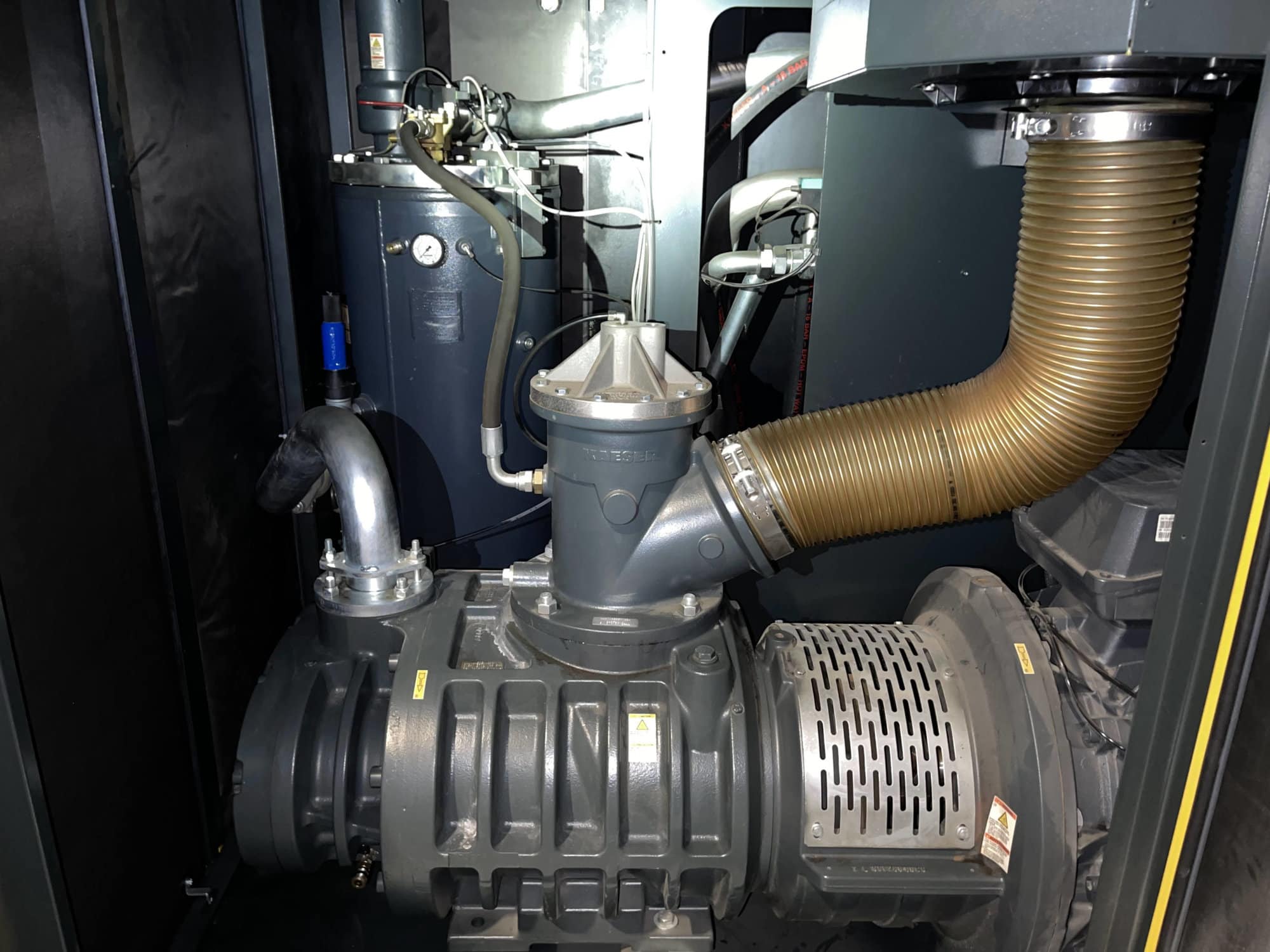 250HP Kaeser Sigma DSD250 Water-Cooled Rotary Screw Air Compressor, 2017- W/ Kaeser Model TH371WC Dryer - Image 11