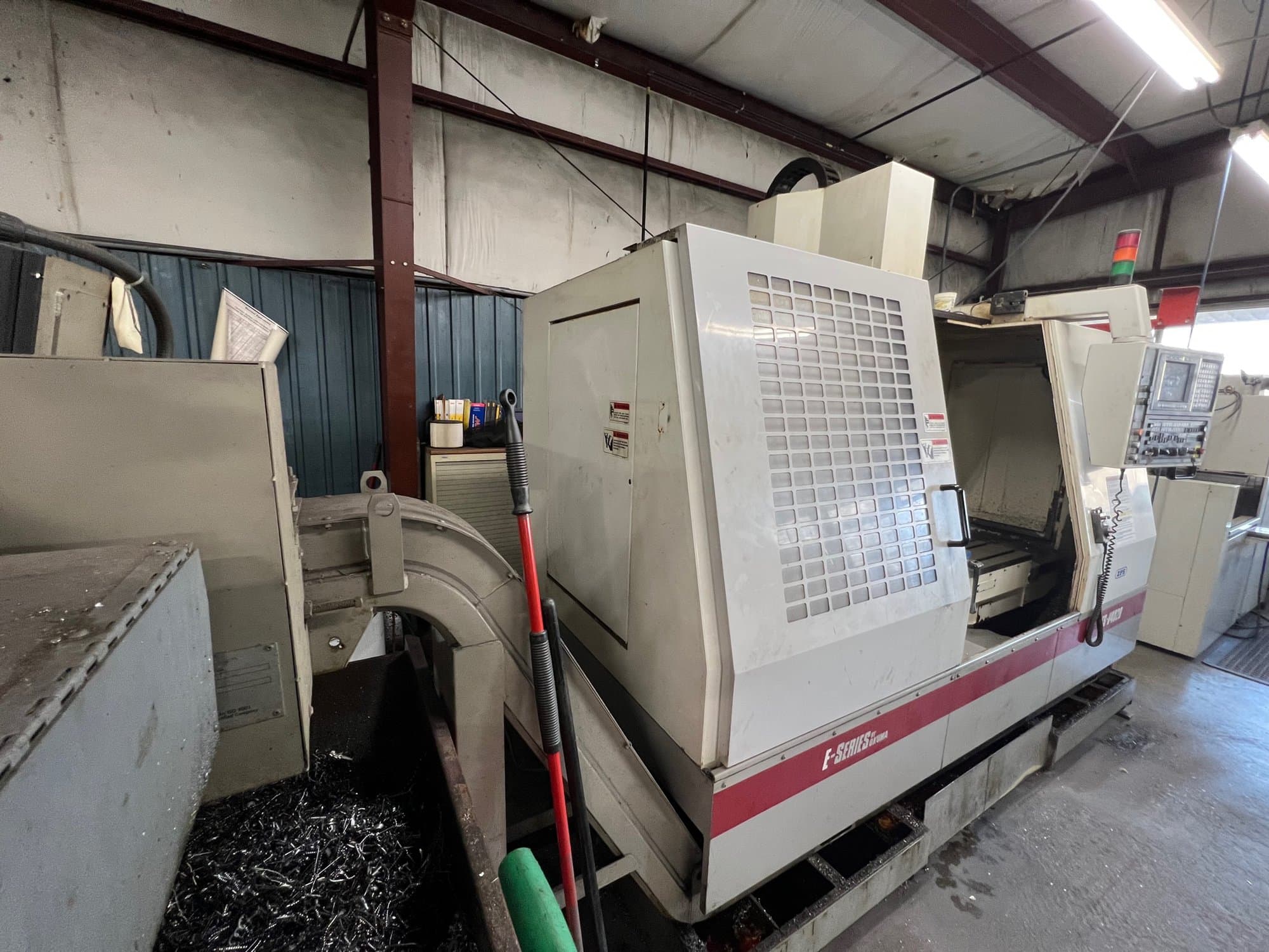 Okuma ES-V4020 CNC VMC, 2002 - Image 2