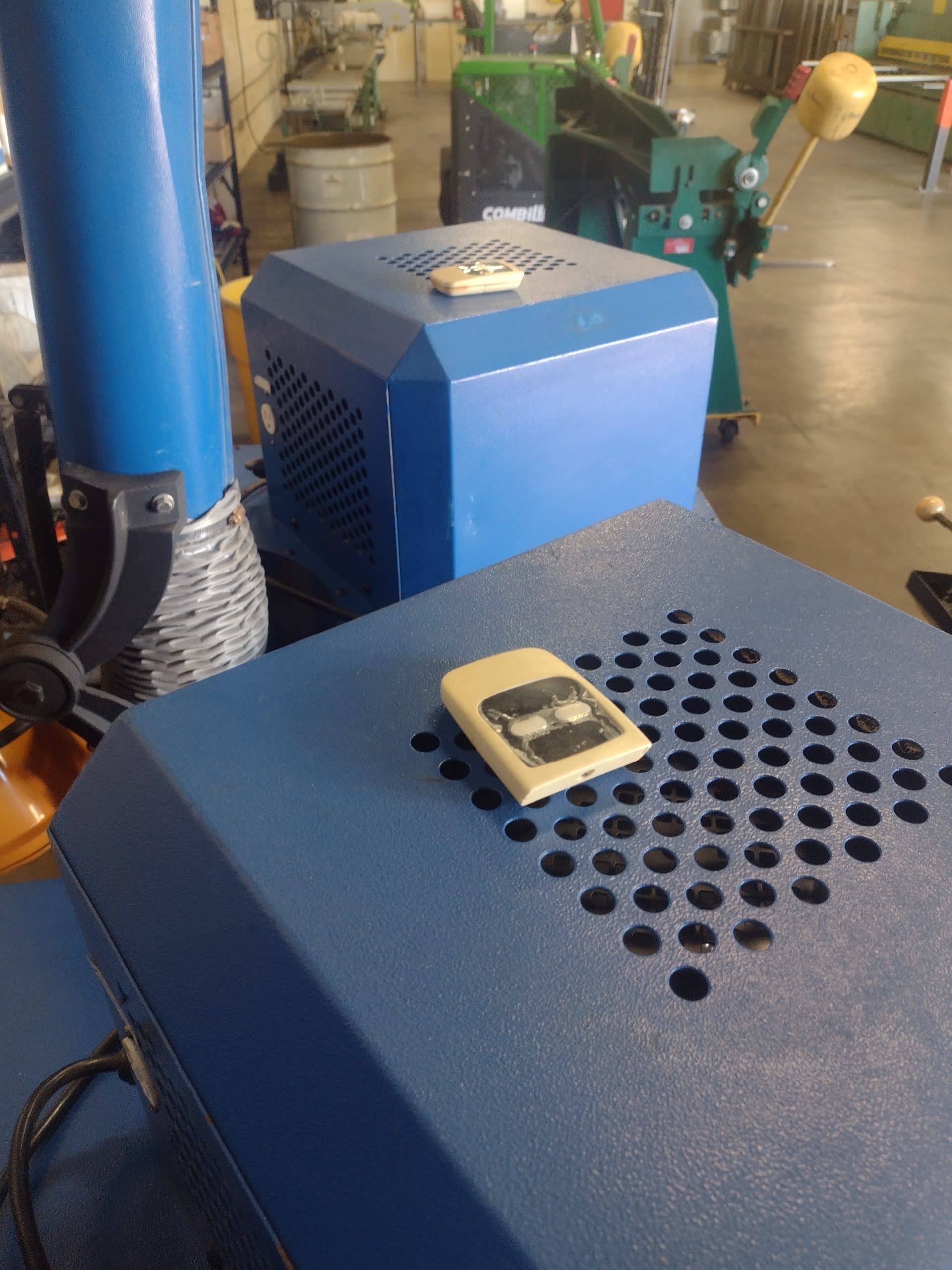 (2) Oskar Air Fume Extractors - Image 3