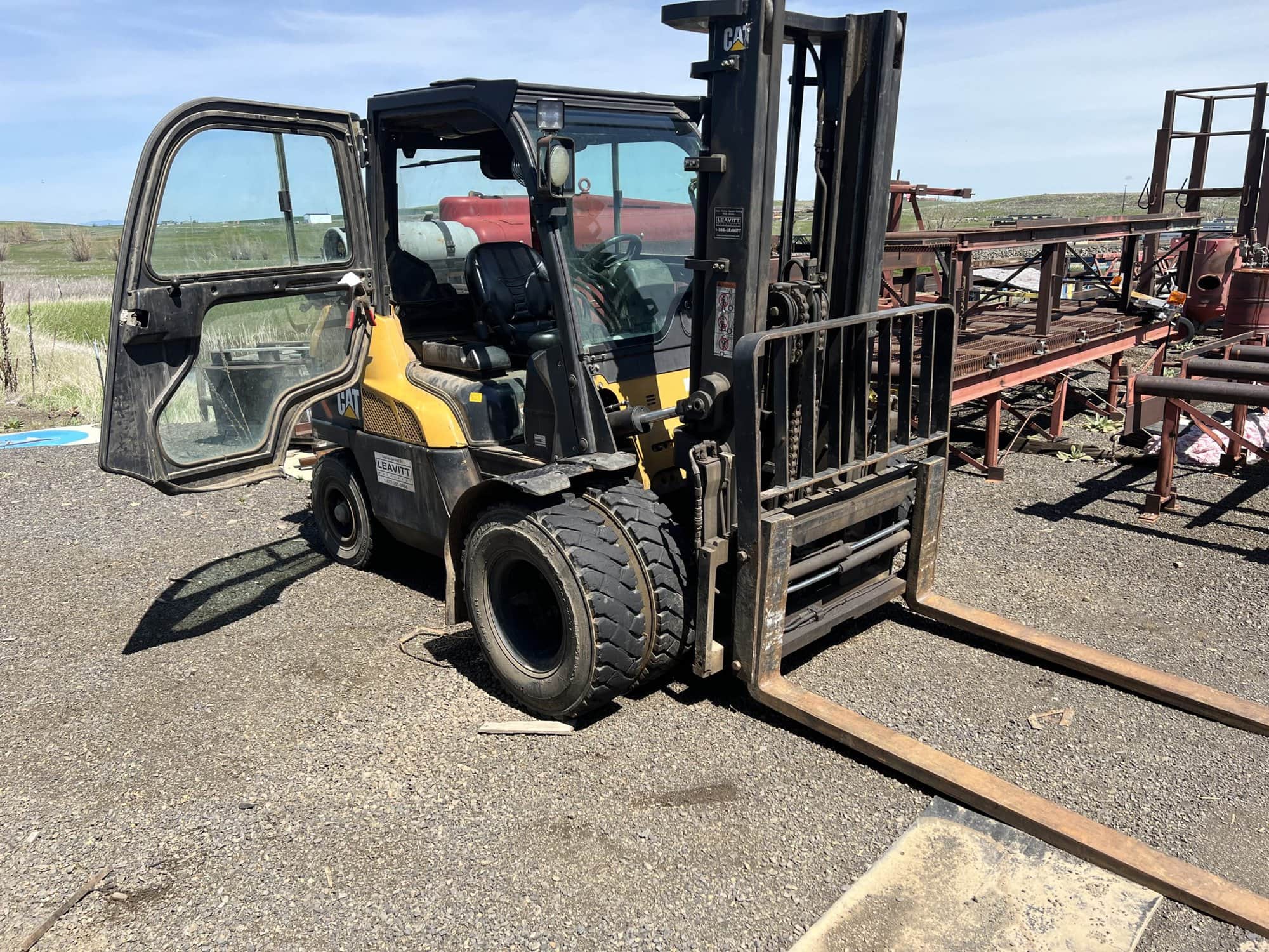 10,000 LB. Caterpillar GP50CN1 Pneumatic Tire Forklift, 2014