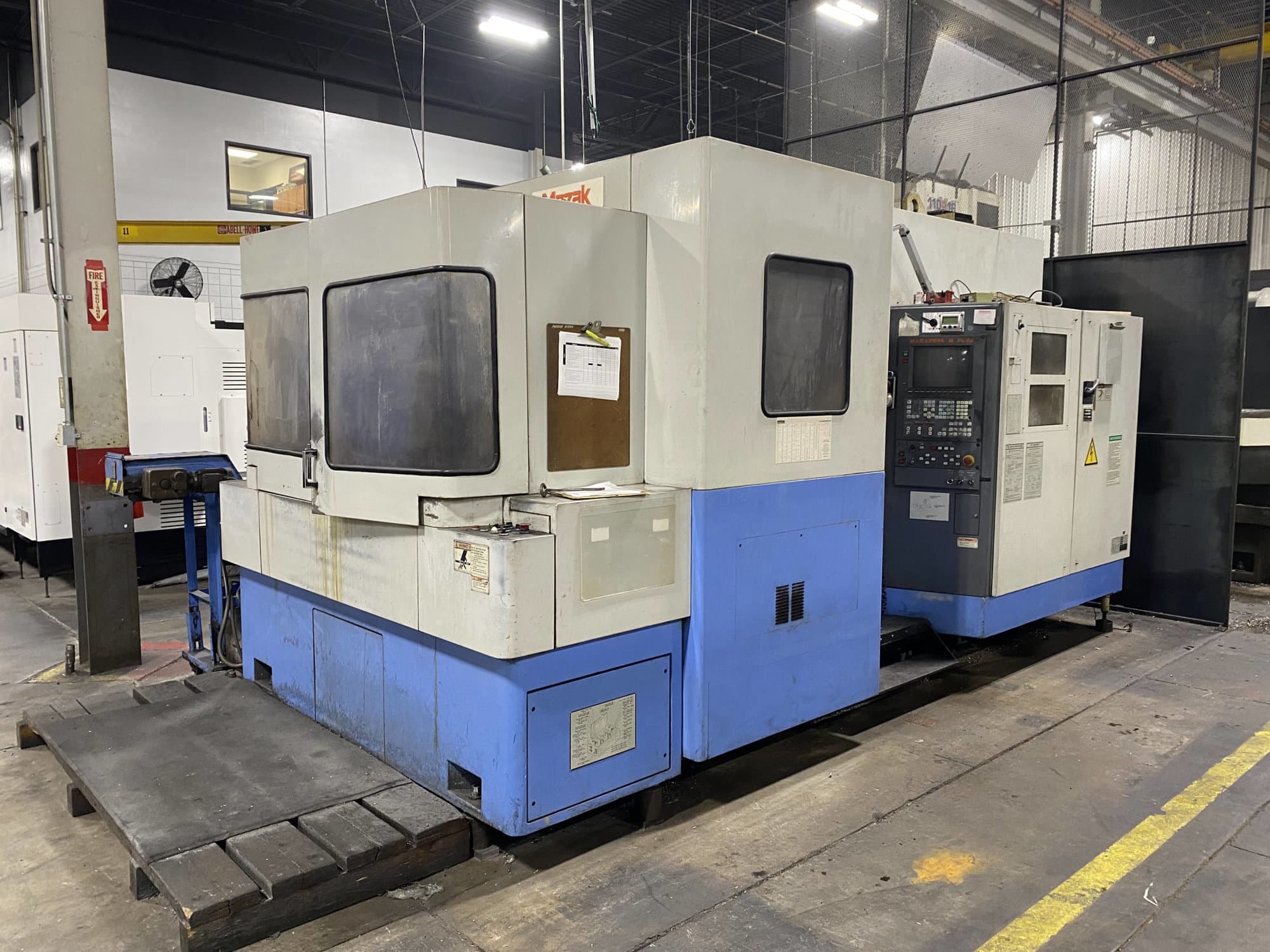 Mazak Ultra 550 500MM HMC, 1996 - Chip Conveyor, Mazatrol M plus - Image 2