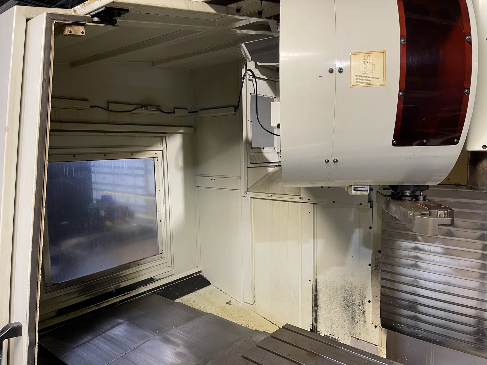 Hurco VMX-84/50T VMC, 2008- CT50, Chip Conveyor, Ultipocket, Winmax Control - Image 5