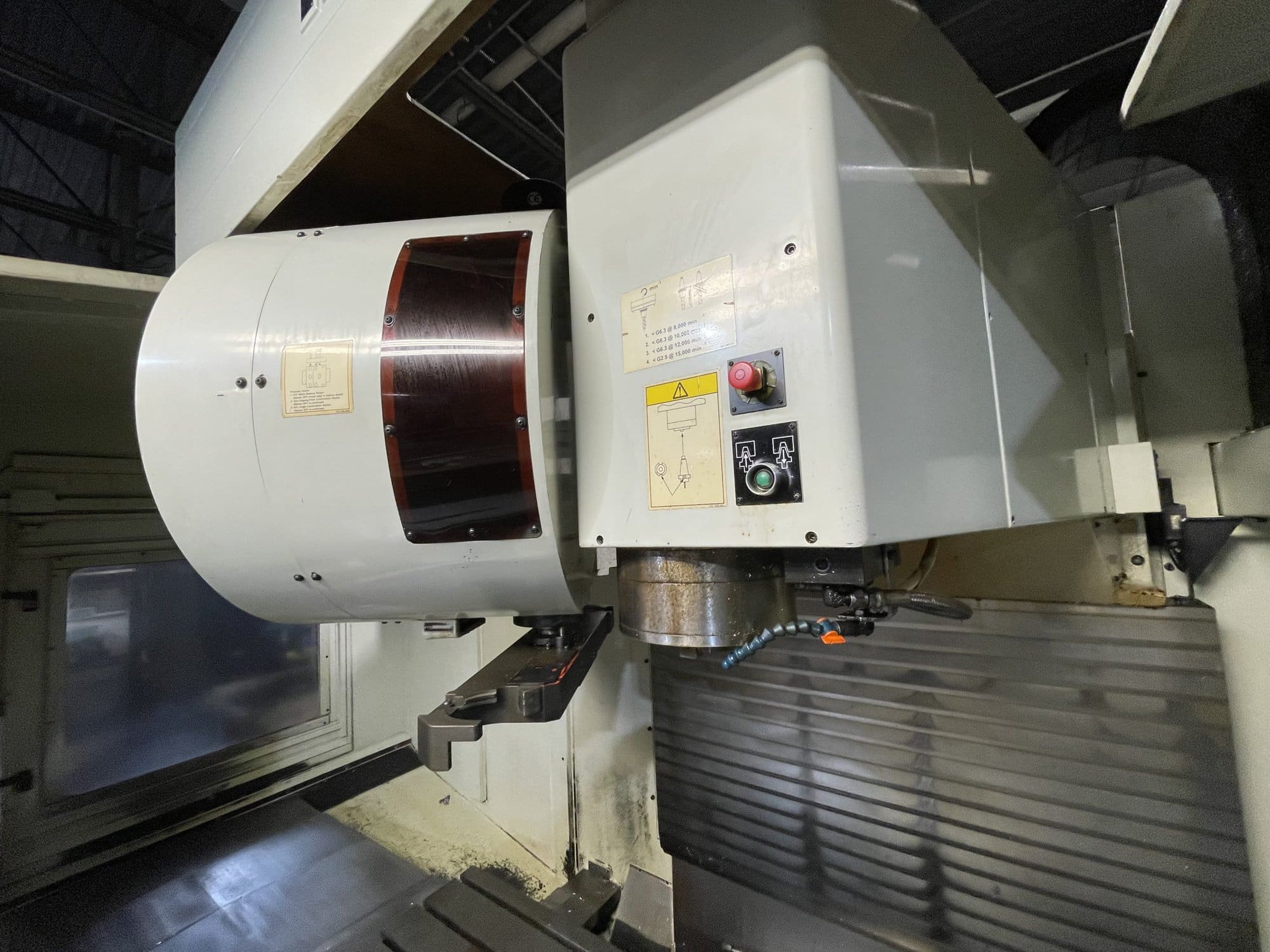 Hurco VMX-84/50T VMC, 2008- CT50, Chip Conveyor, Ultipocket, Winmax Control - Image 3