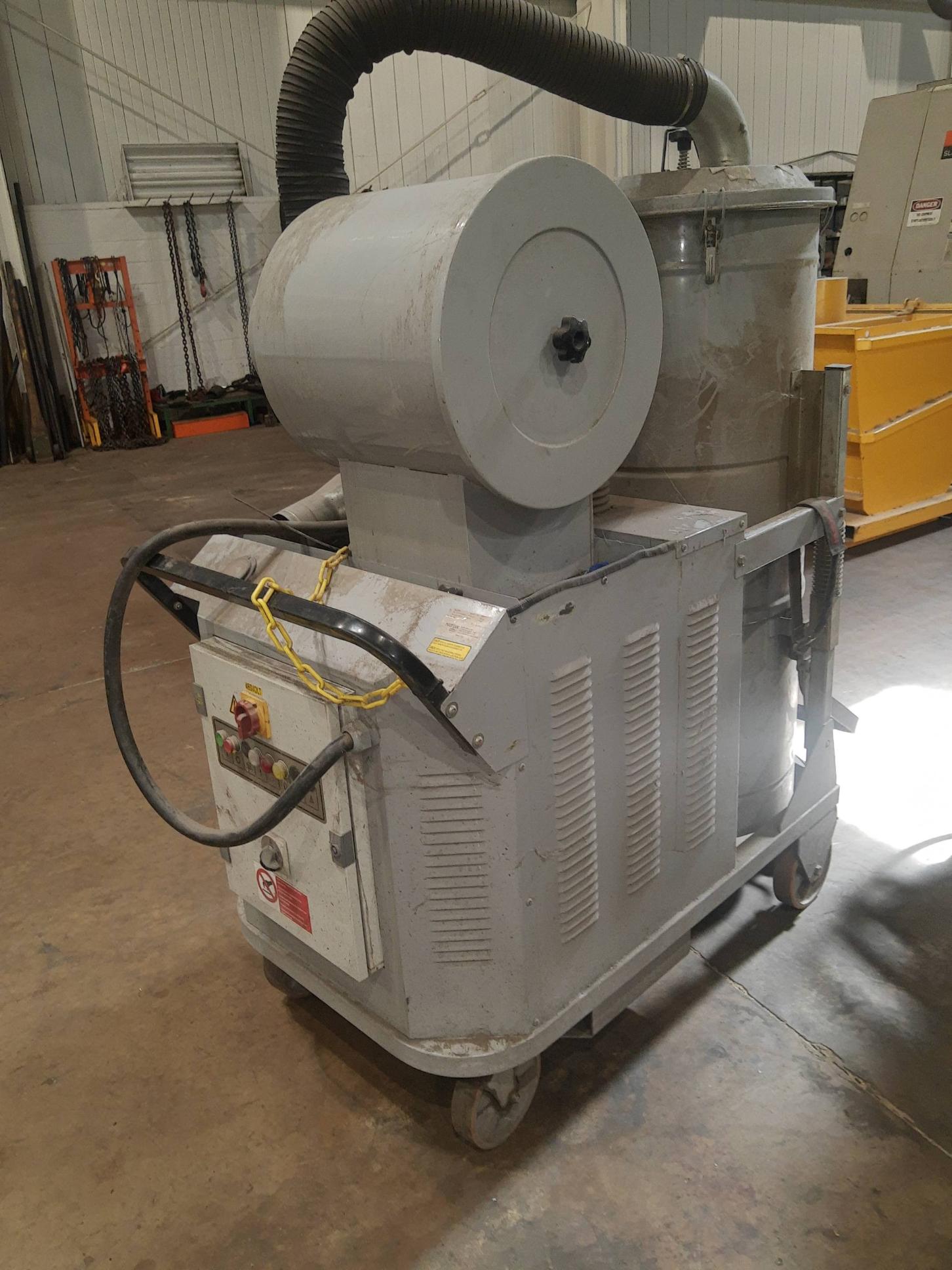 Nilfisk CFM 3907, 15 HP Vacuum; 2018 (6) - Image 3