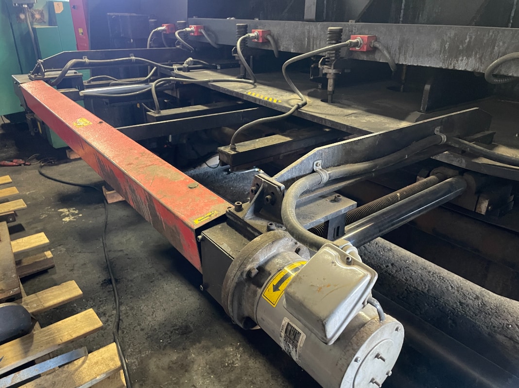 1/4" x 10' Amada M-3060 Mechanical Shear, 1992 - Available Immediately, Power Back Gauge, Squaring Arm - Image 5