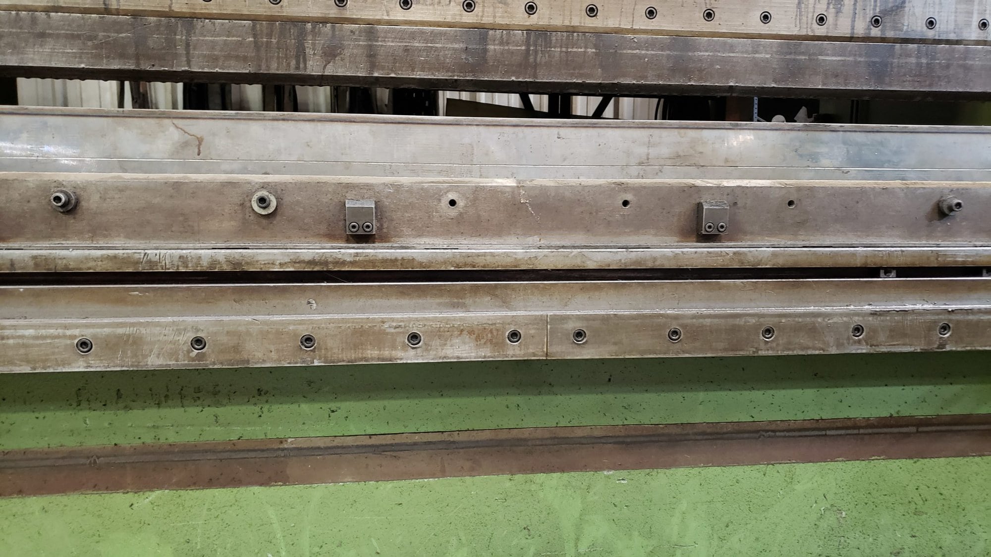 350 Ton x 13' GWP Press Brake, 1989 - Kentucky Rebuild Corp. Control - Tooling Included - Image 4