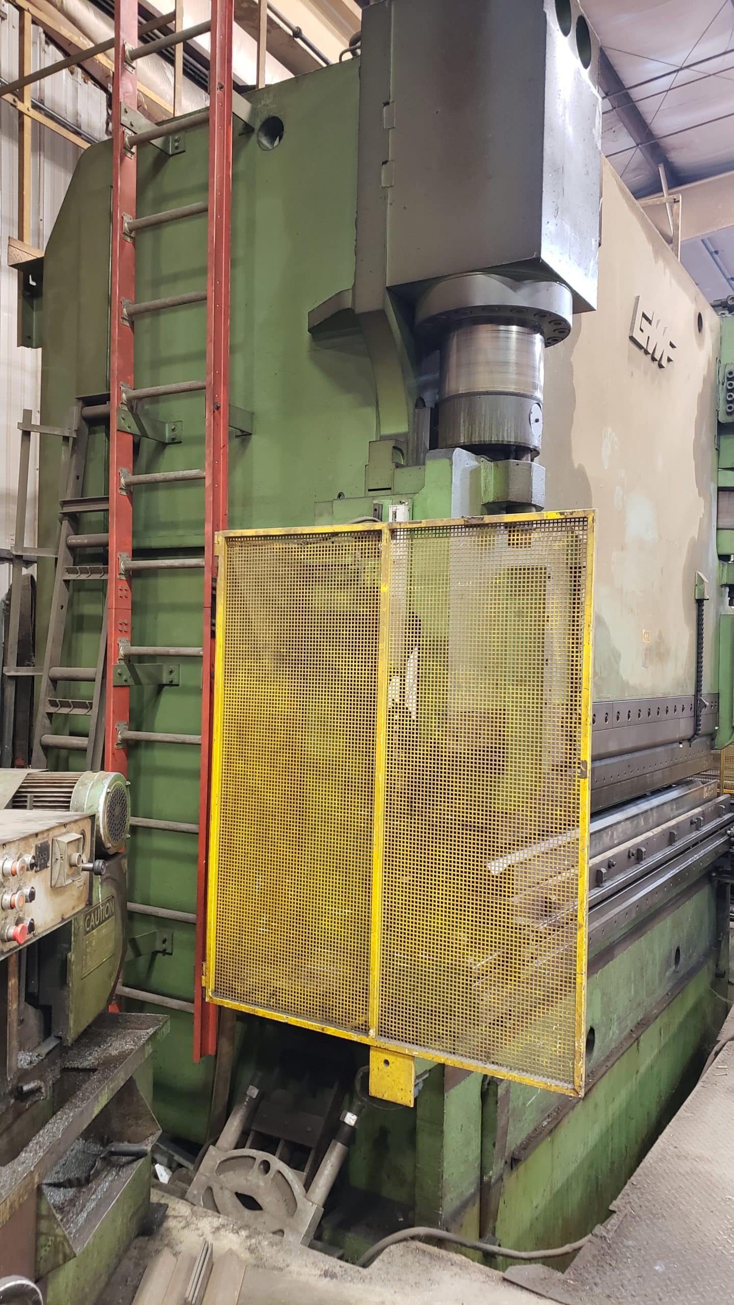 350 Ton x 13' GWP Press Brake, 1989 - Kentucky Rebuild Corp. Control - Tooling Included - Image 5