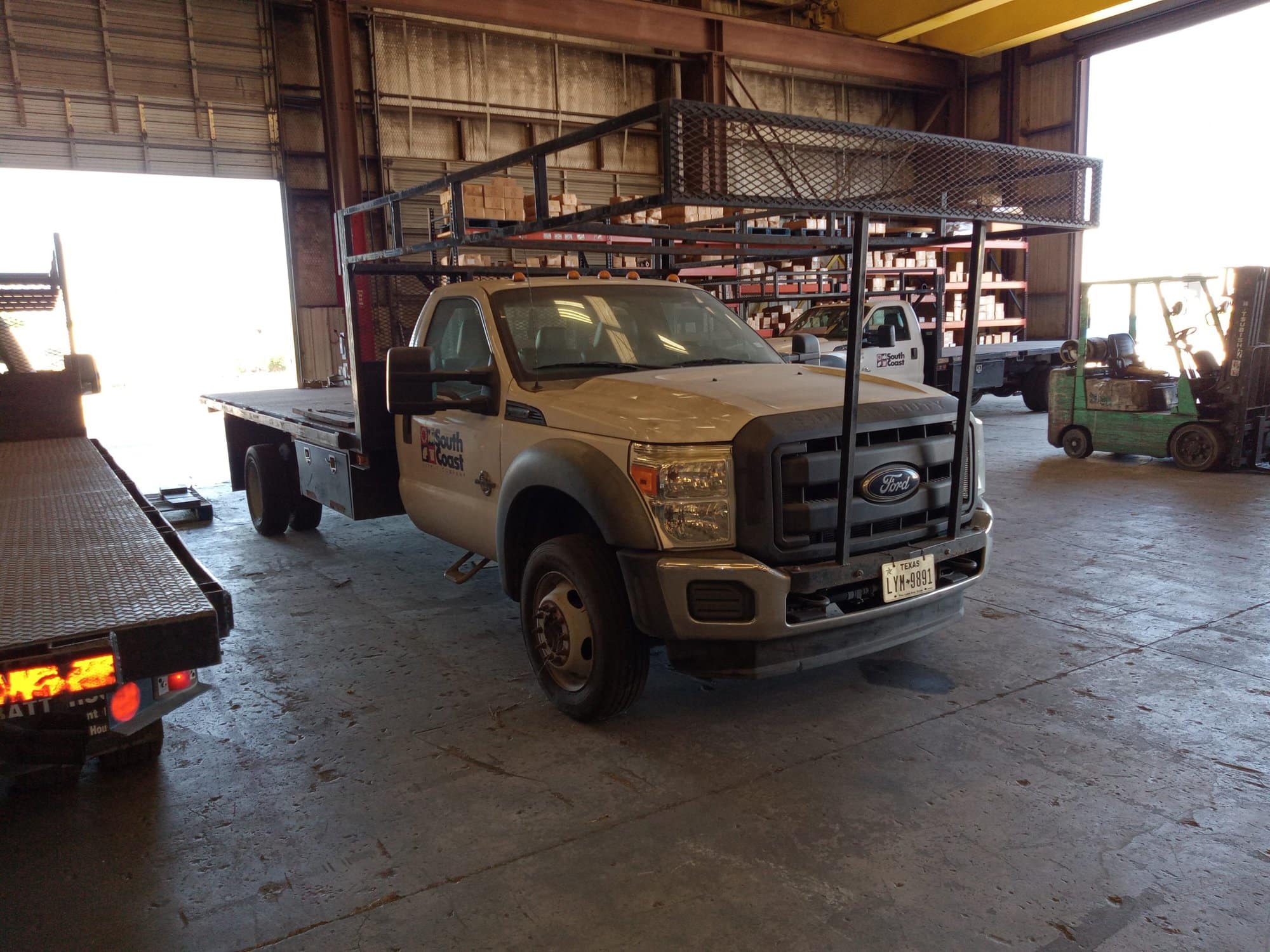 Ford F550 Super Duty, 2012, Regular Cab, Flatbed Truck - Image 7