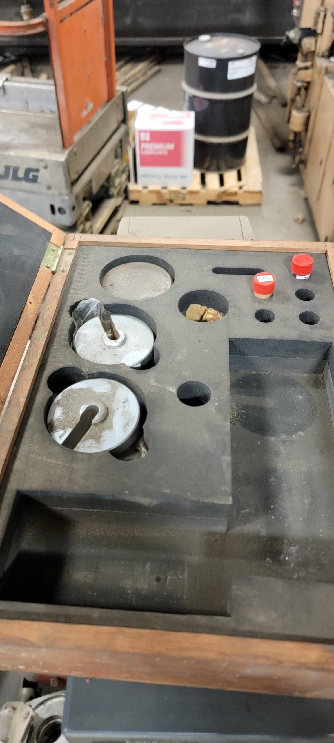 Mitutoyo HR-300 Rockwell Hardness Testing Machine - Image 2