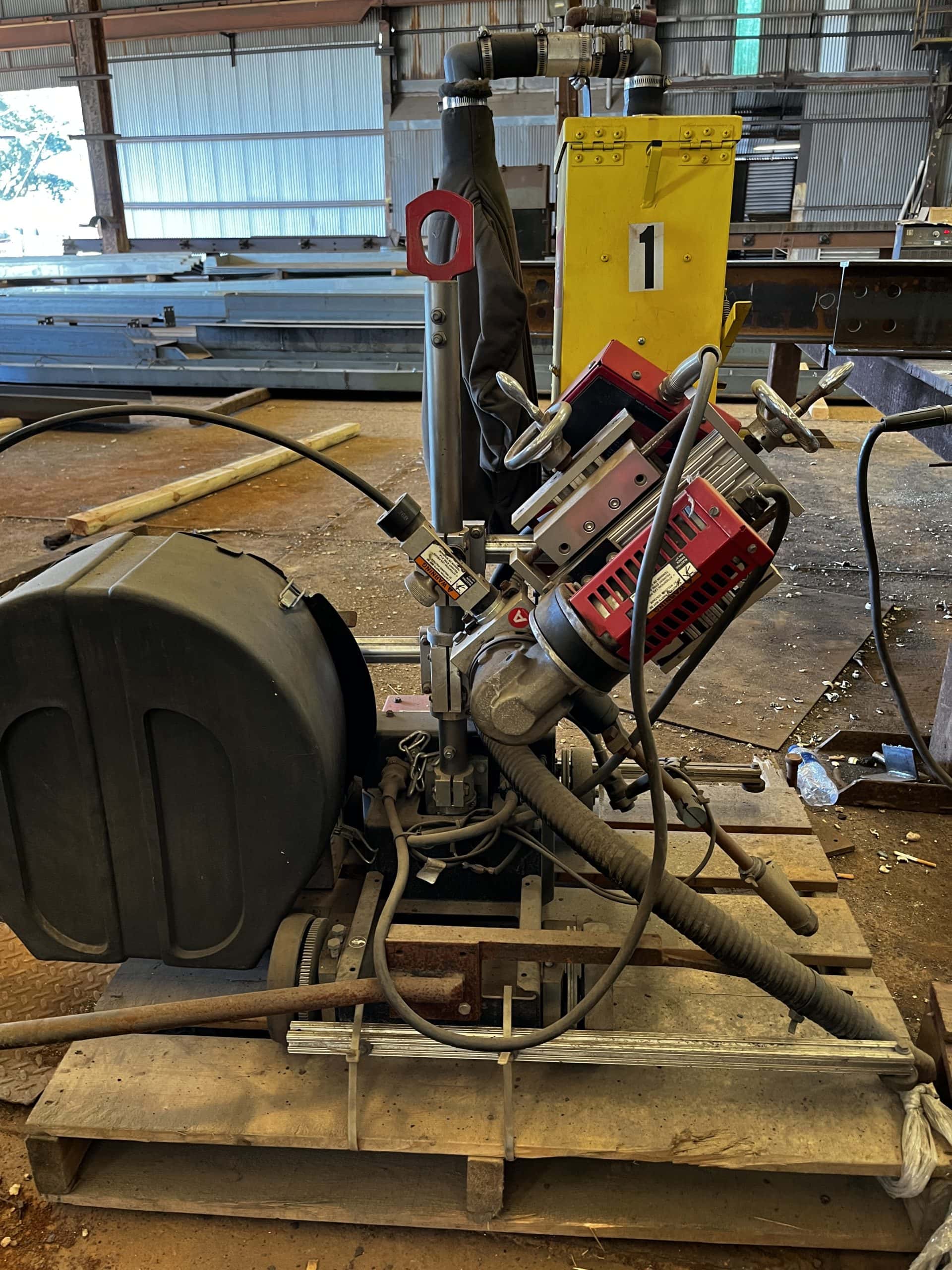 Lincoln Electric Powerwave AC/DC 1000 SD Submerged Arc Welder 2016, Cruiser Tractor K3048 and Materials - Image 3
