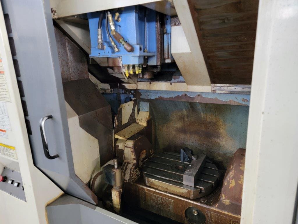 Mazak VariAxis 200 VMC, 2001-5 Axis- Probe, Chip Coneyor - Image 5