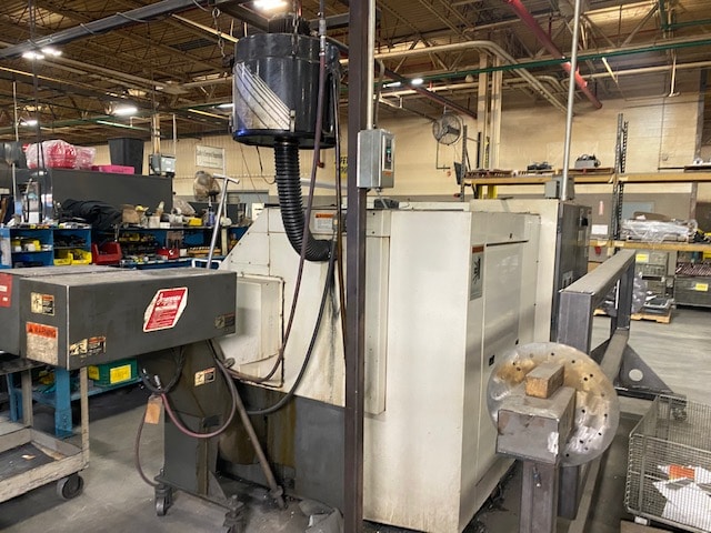 Cincinnati Milacron Avenger 250T CNC Lathe, 1997 - Chip Conveyor - Image 4
