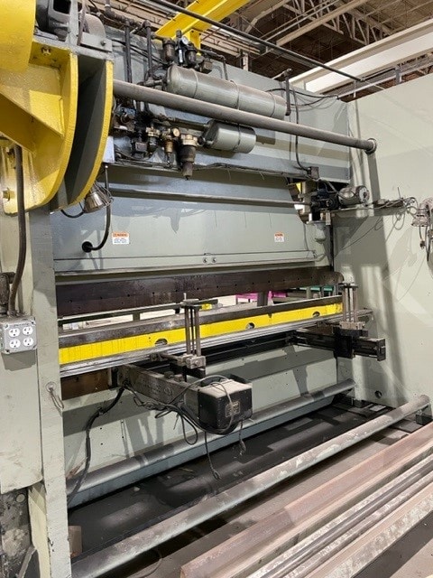 225 Ton x 12' Wisconsin Forcemaster 12FM225 Mechanical Press Brake - Automec Controller, Backgauge, Video Available - Image 6