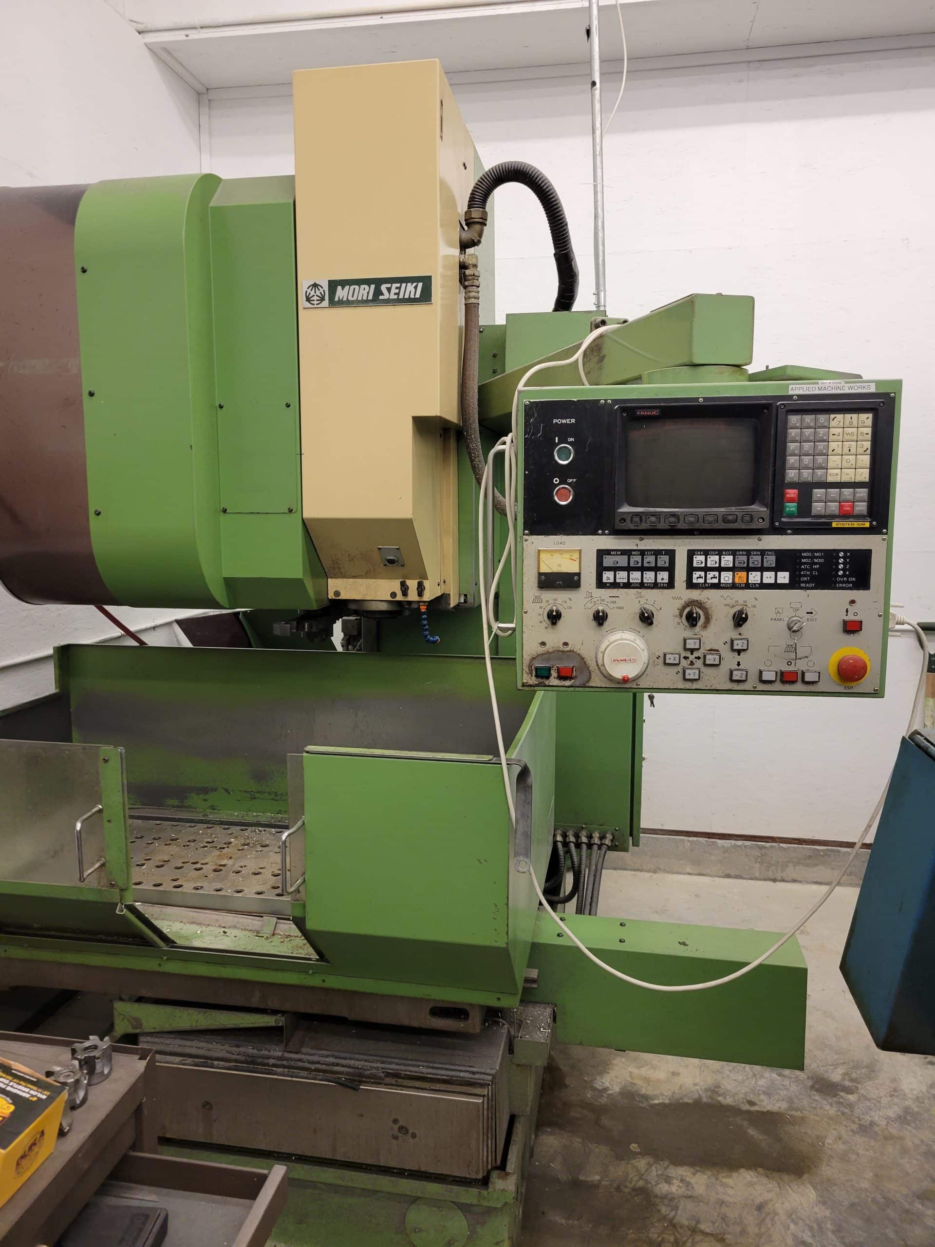Kasuga Quantum V-1000 VMC, 2000 - Auto Tool Change - Image 2