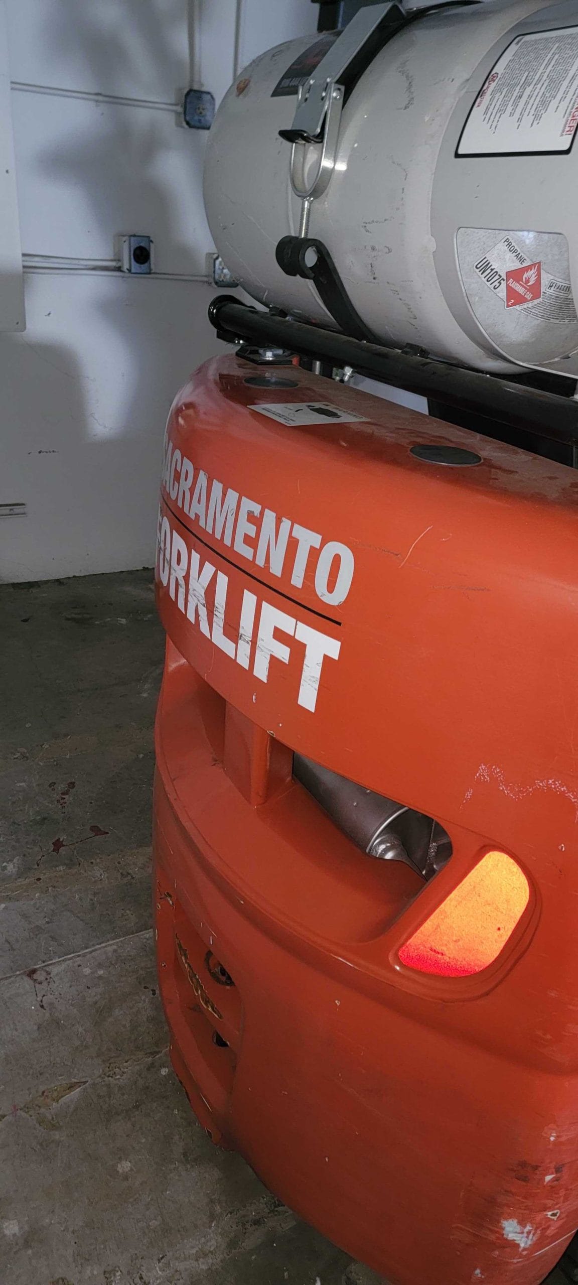 3,000 Lb. Unicarriers Sacramento MCP1F1A18LV LP Forklift, 2019 - Less Than 500 HRS Tilt & Side-shift - Image 6