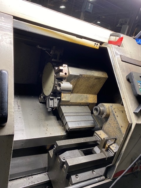 Cincinnati Milacron Avenger 250T CNC Lathe, 1997 - Chip Conveyor - Image 6