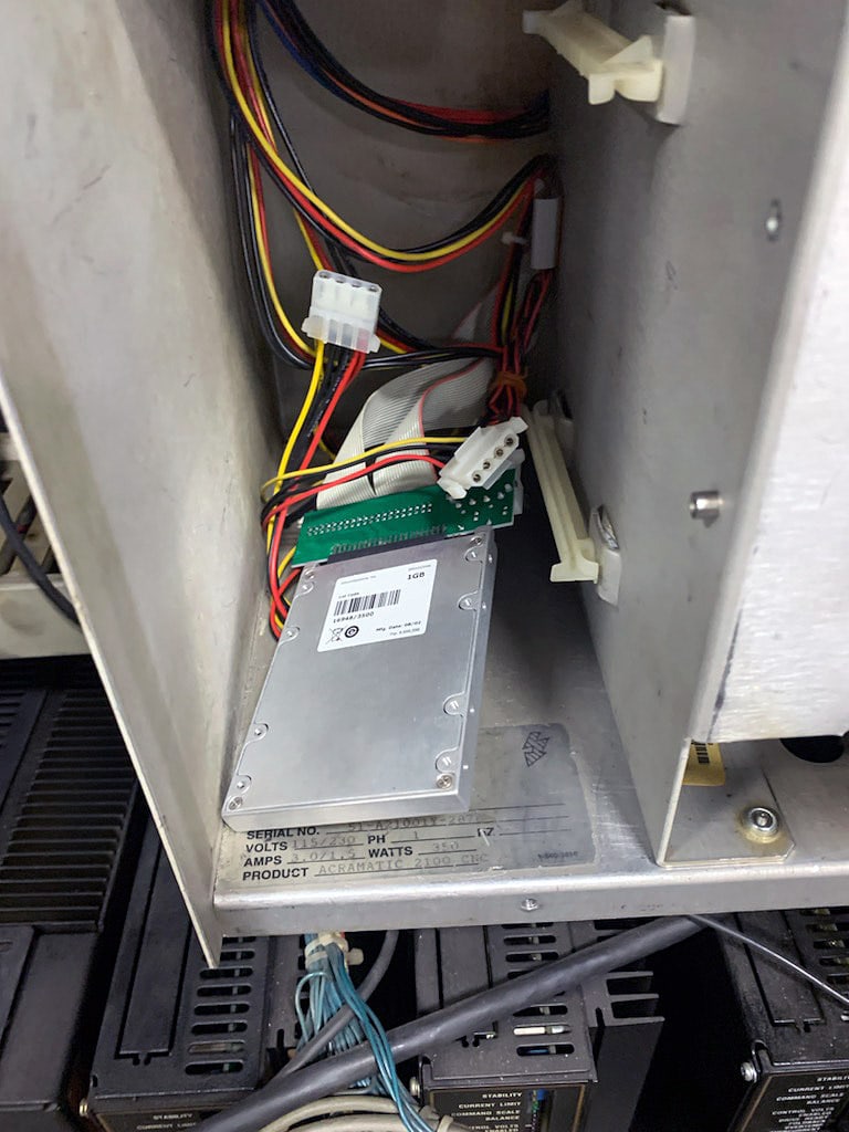 Cincinnati Milacron Arrow 1000 VMC, 2000- Acramatic 2100 Control, TSC - Image 4