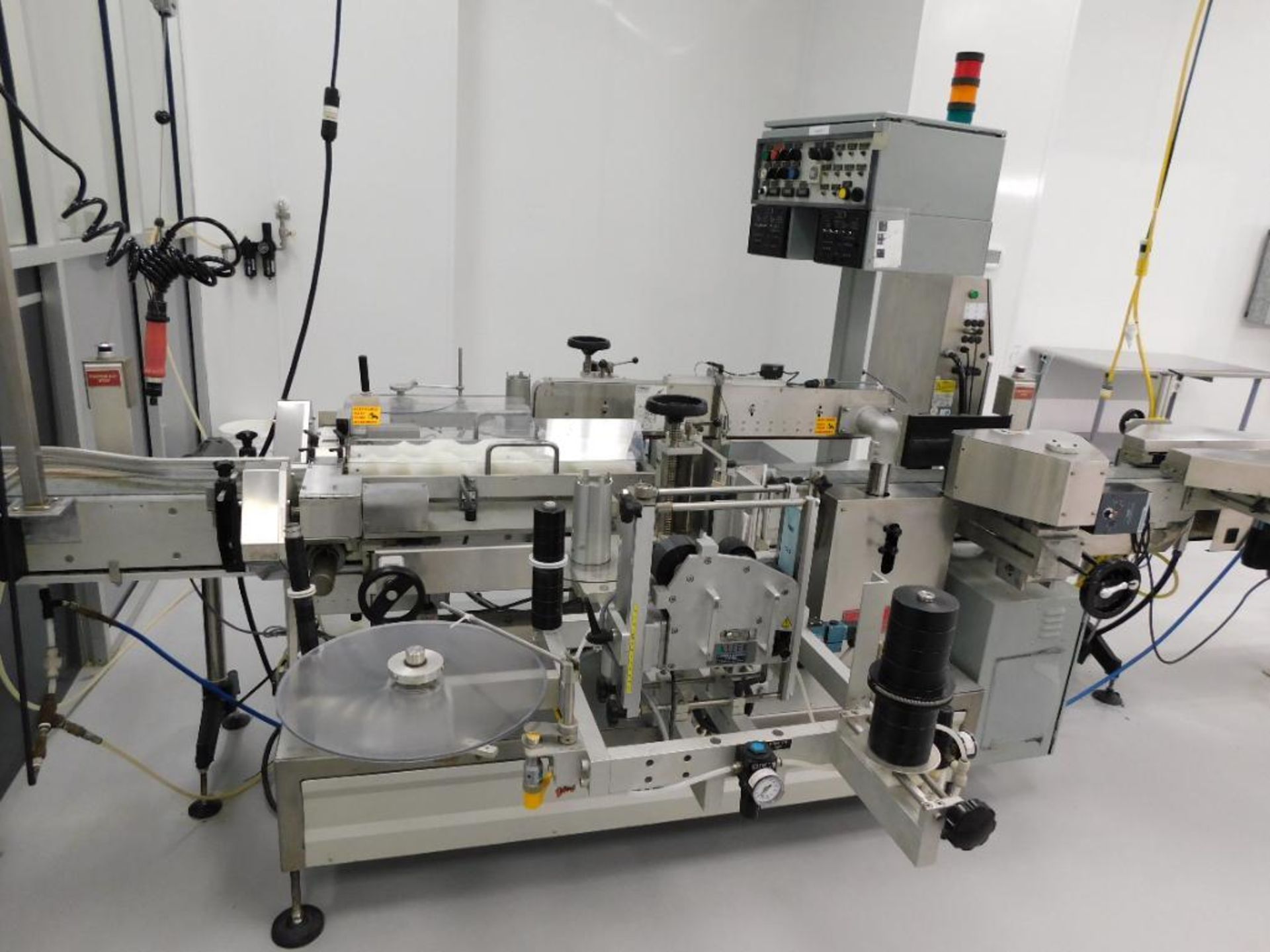 Accraply Automatic Labeler, model 35PW, 1999