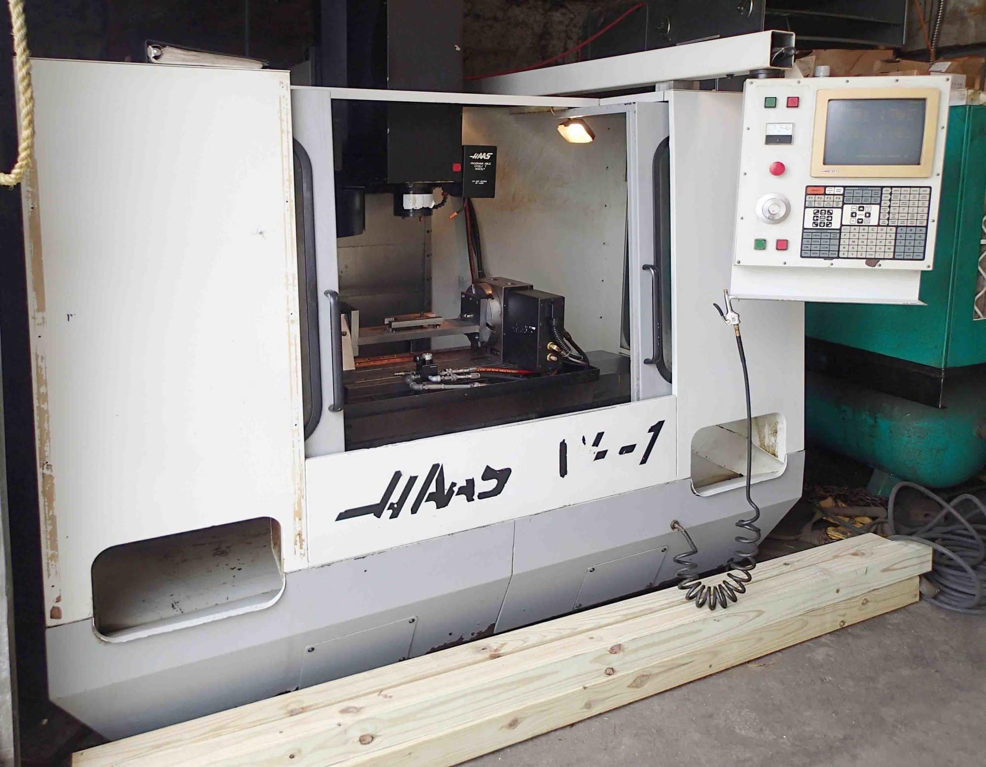 Haas VF-1 VMC, 1993- HRT-9" Rotary Table, A-Axis Table, 20 ATC - Image 2