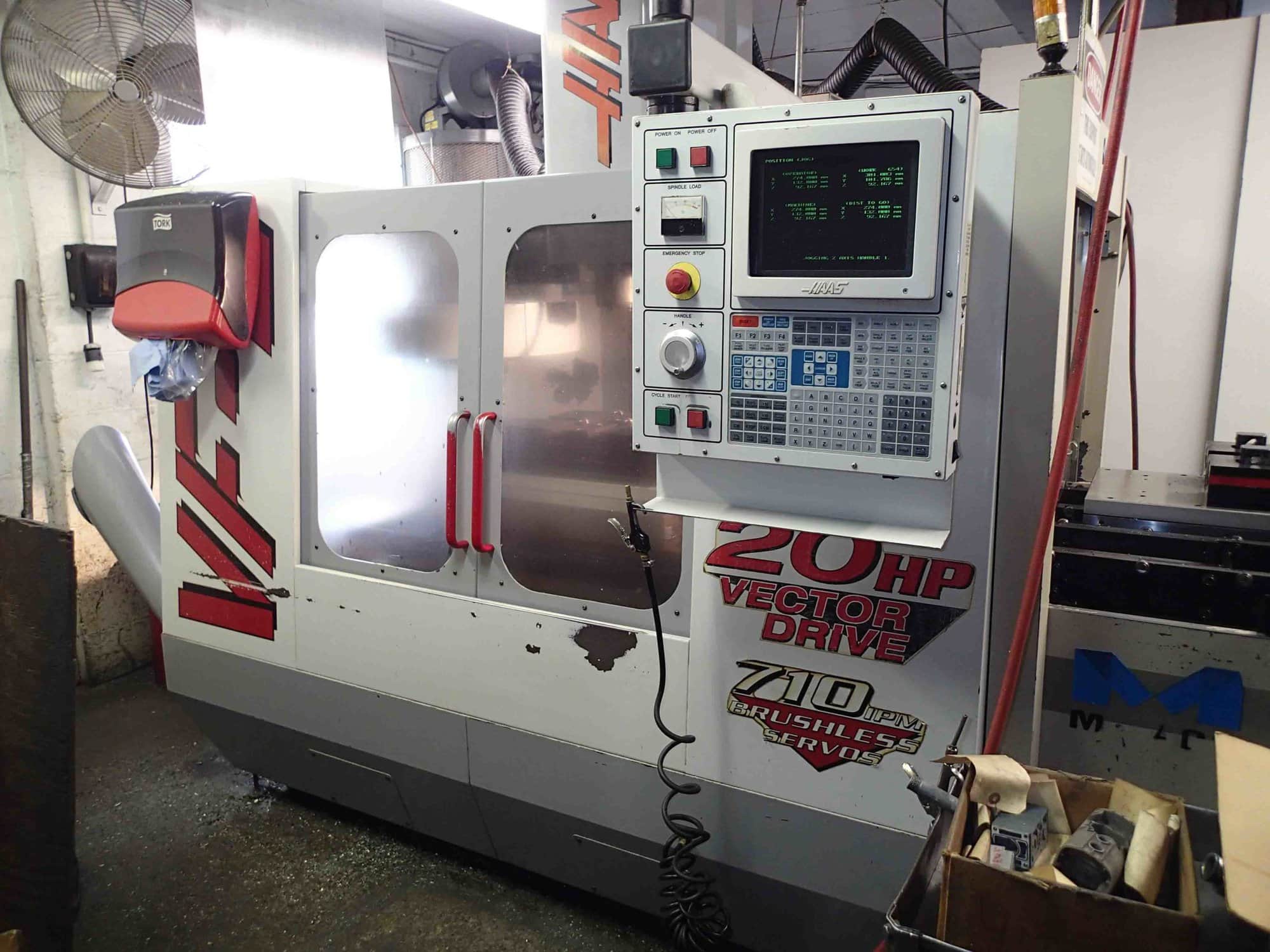 Haas VF-2 VMC, 1998- 4th Axis Ready, Midaco APC, Chick Vises, Mist Collector