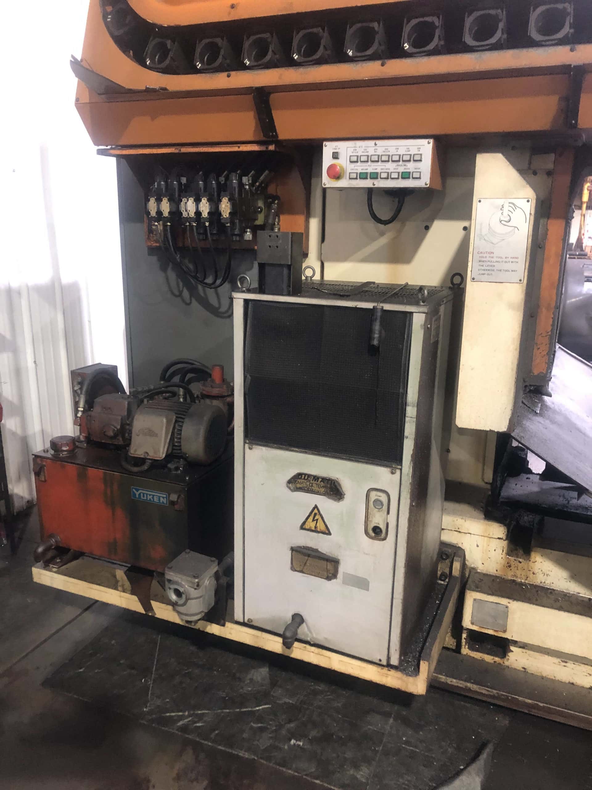 Makino FNC-106 CNC Vertical Machining Center