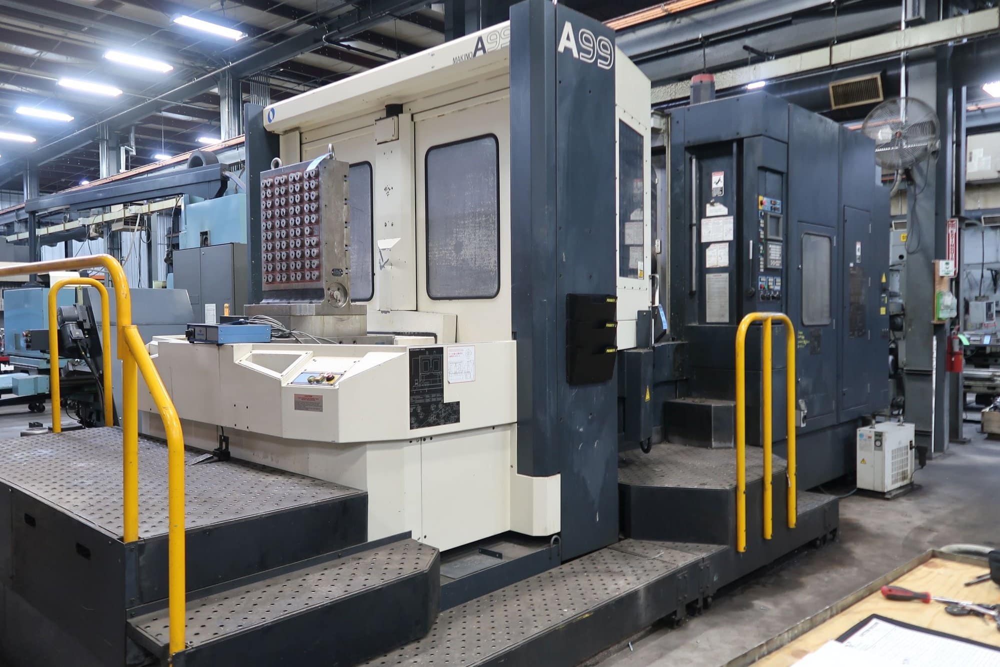 Makino A99 HMC, 1999- 12K RPM, Thru Spindle Coolant, Rigid Tap, Chip Conveyor - Image 4