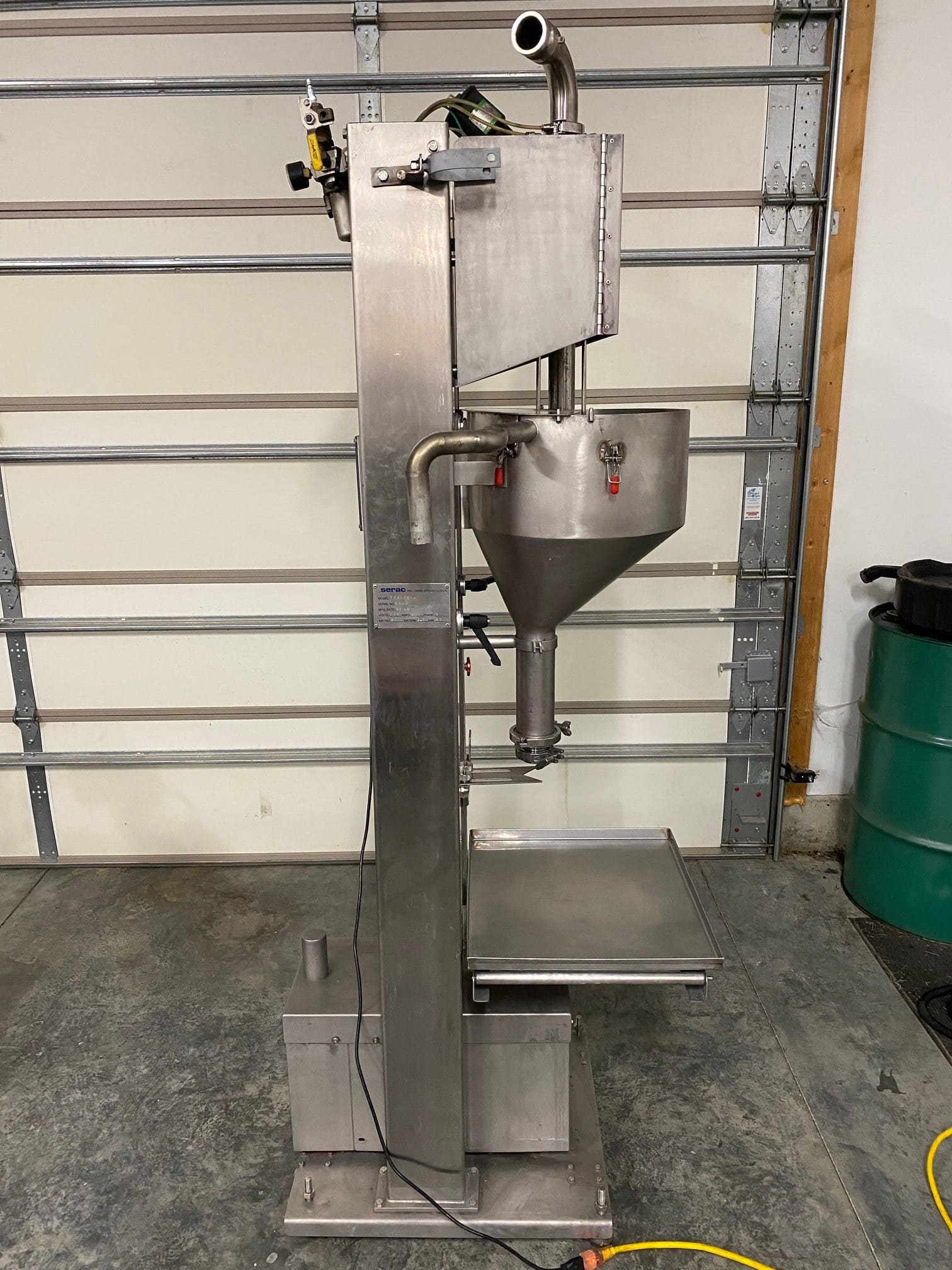 Serac Net Weight Bottle Filler 2237P1NW, 2005 - Image 2