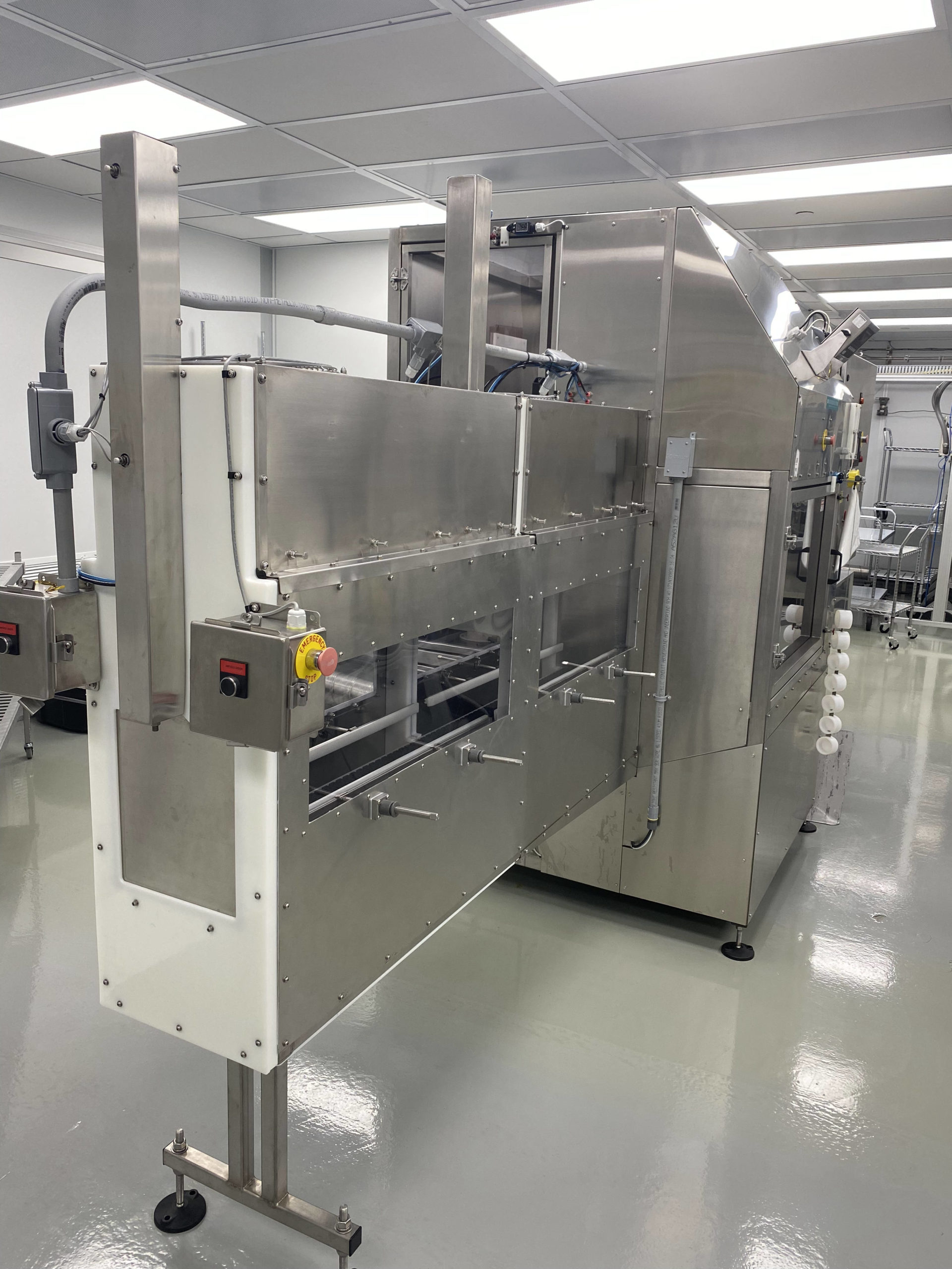 Inline Filling Systems Net-Weight Rotary Jar Filler with Integrated Capping for Clean Room Application in Semi-Conductor Industry, 2009 - Image 2